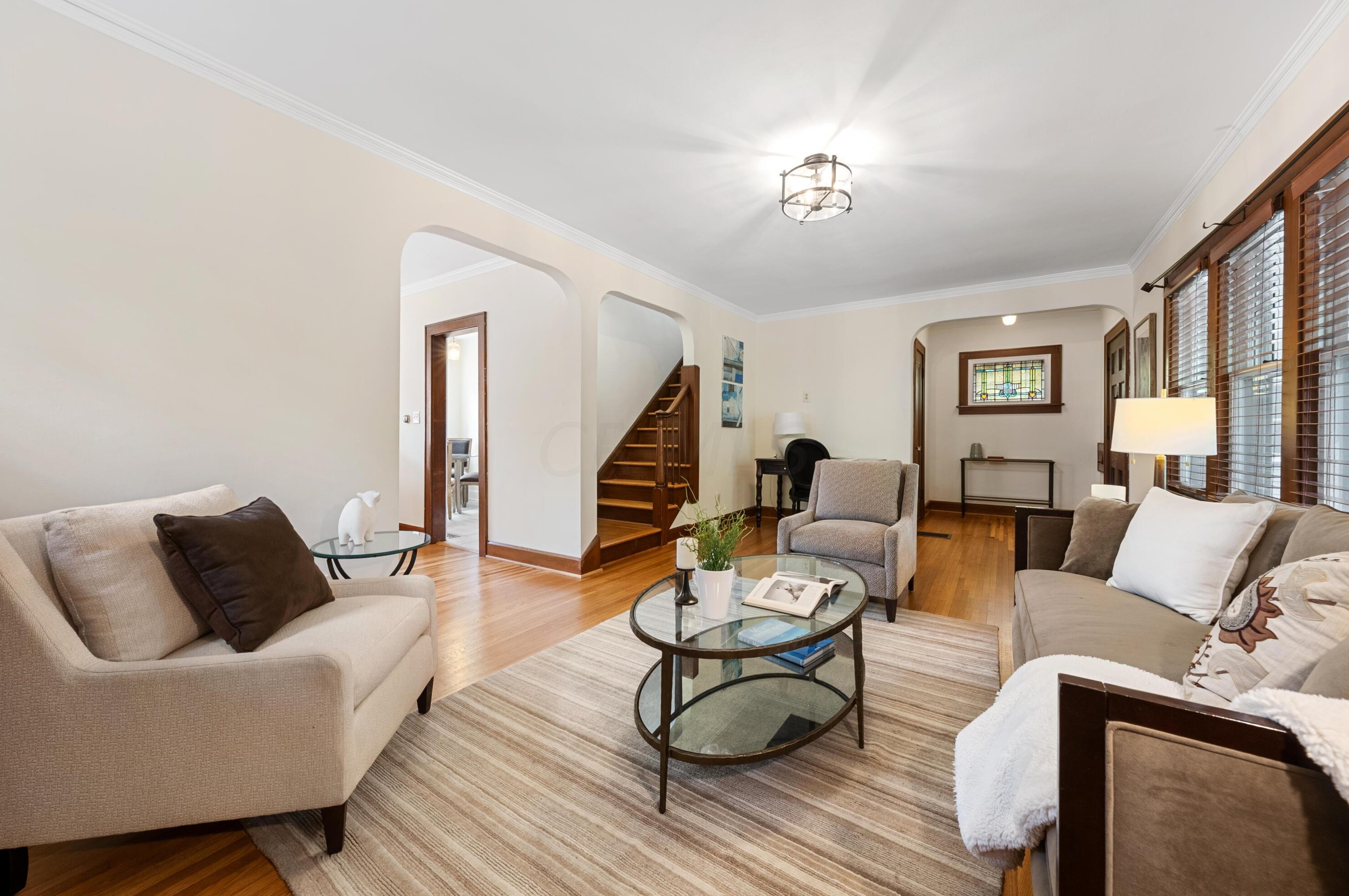 454 Midgard Rd, Columbus OH  43202-1409 exterior