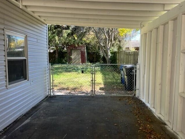 878 Antwerp Rd, Columbus OH  43213-2403 exterior