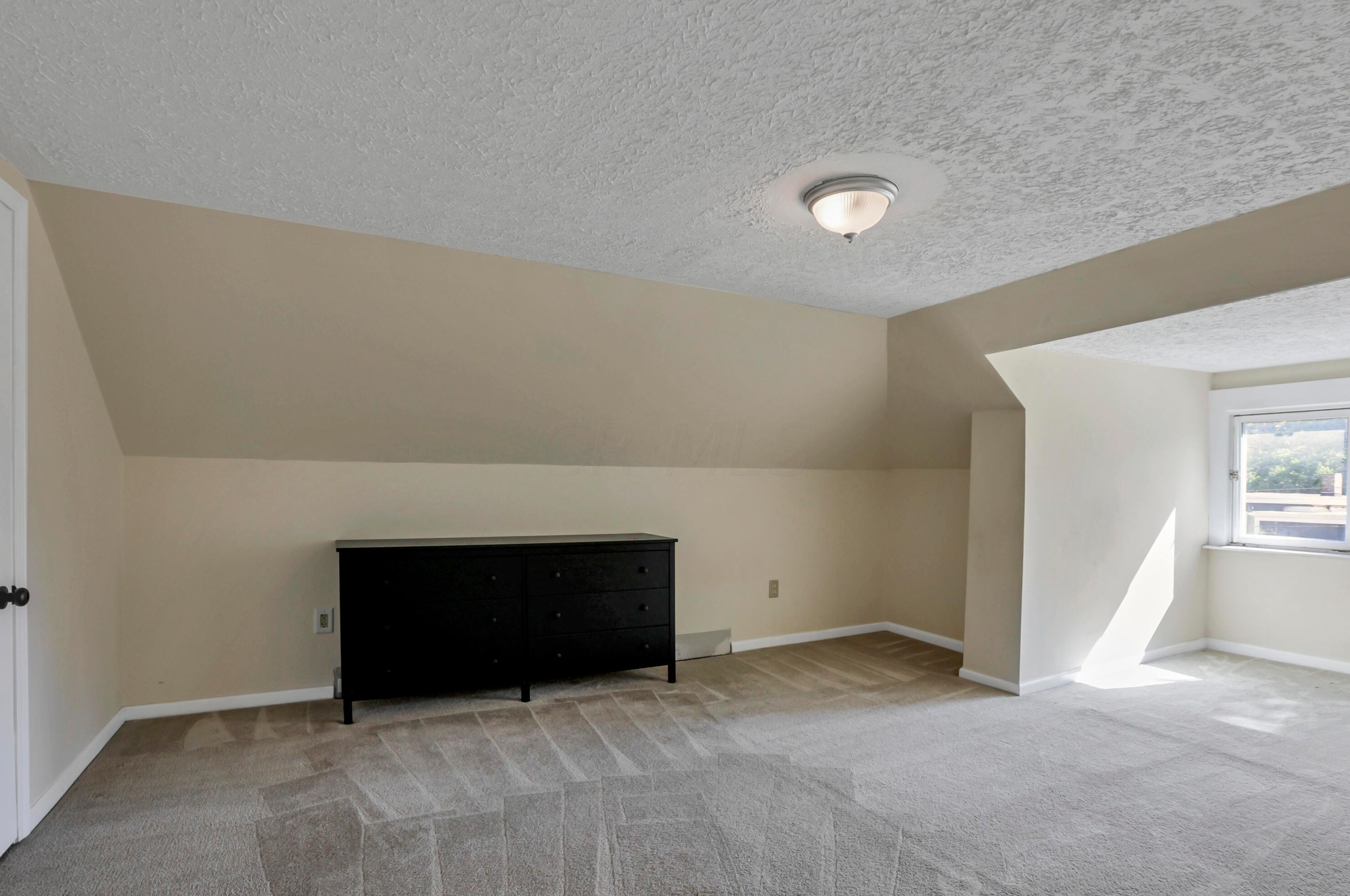 2312 5th Ave, Columbus OH 43201-2961 exterior