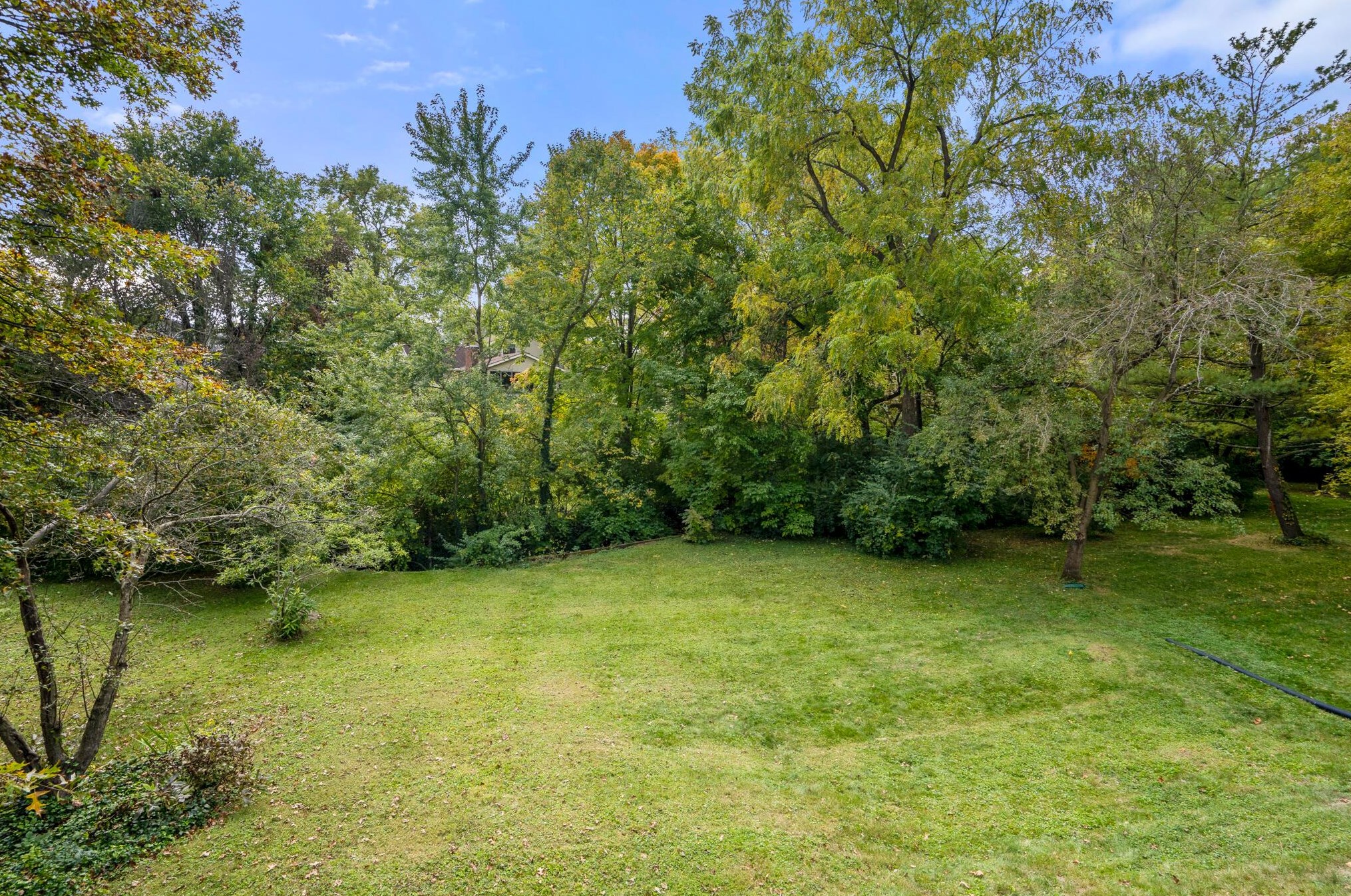 1173 Middleport Dr, Columbus OH 43235-4060 exterior