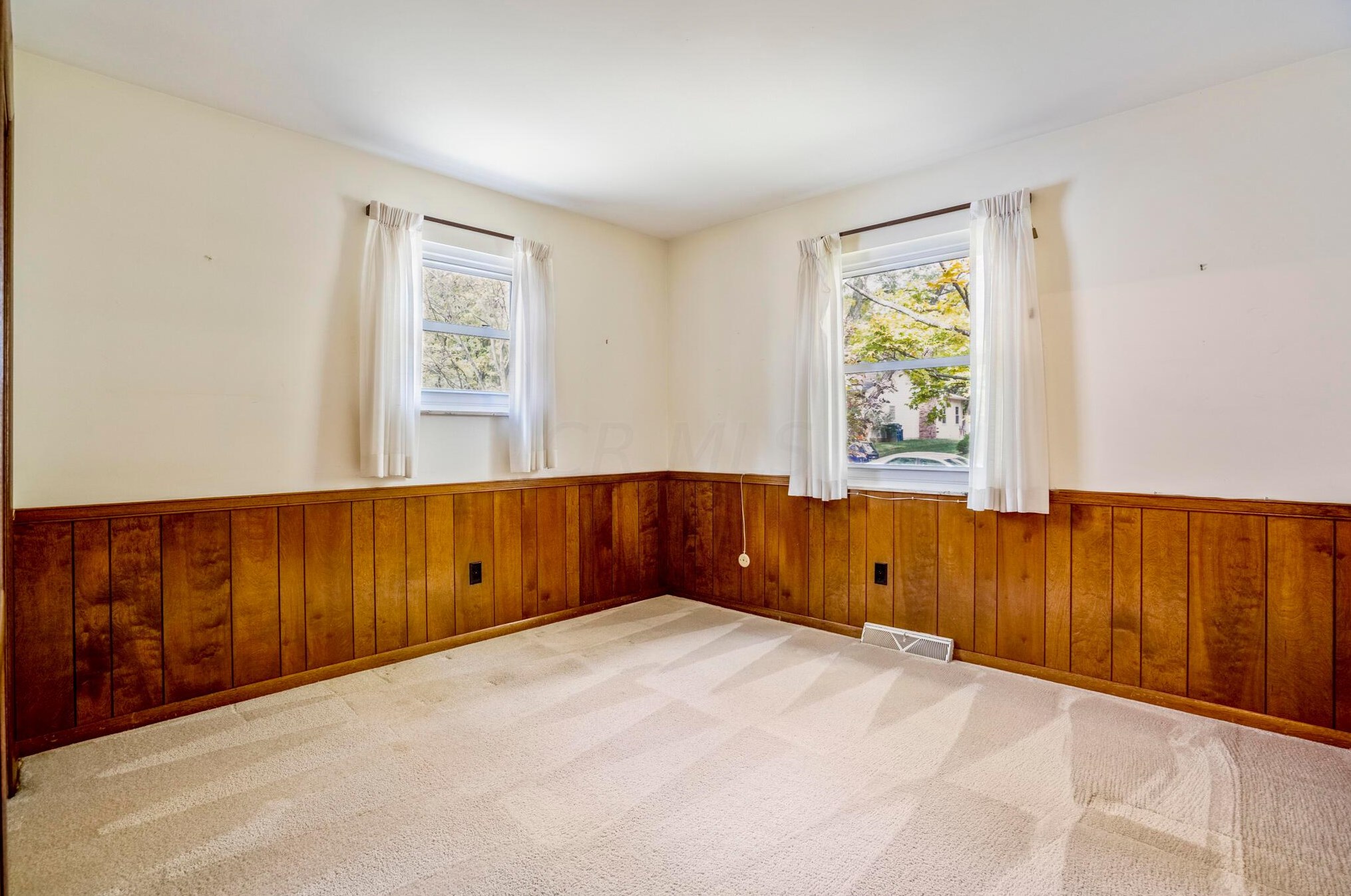 1173 Middleport Dr, Columbus OH 43235-4060 exterior