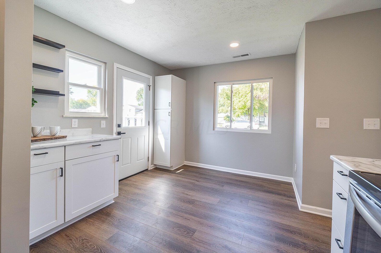 3439 Arnsby Rd, Columbus OH 43232-5909 exterior