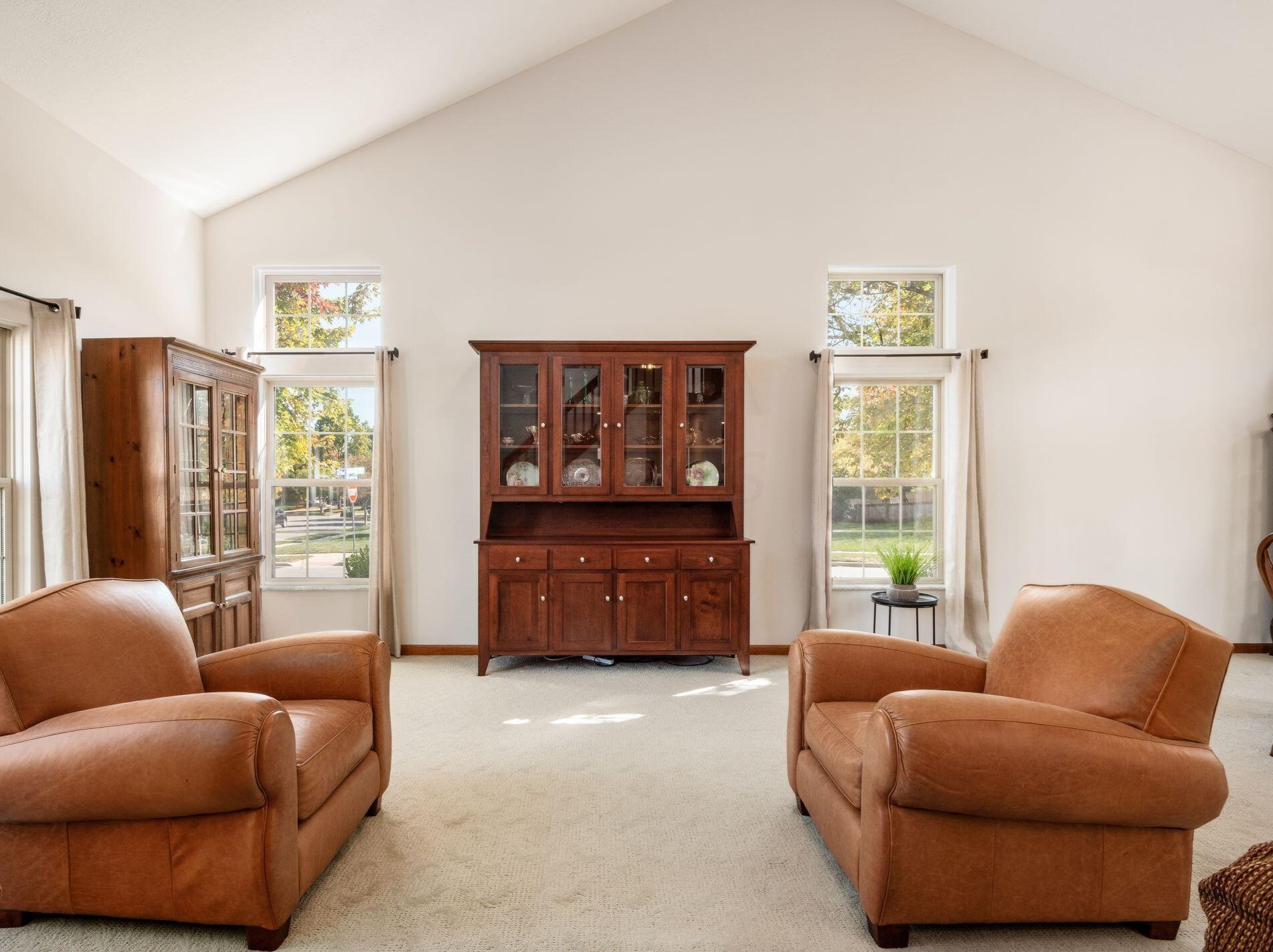 4625 Cutwater Ln, Hilliard OH 43026-7812 exterior