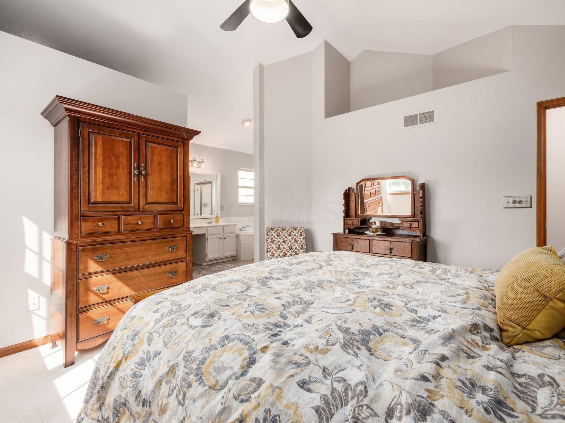 4625 Cutwater Ln, Hilliard OH 43026-7812 exterior