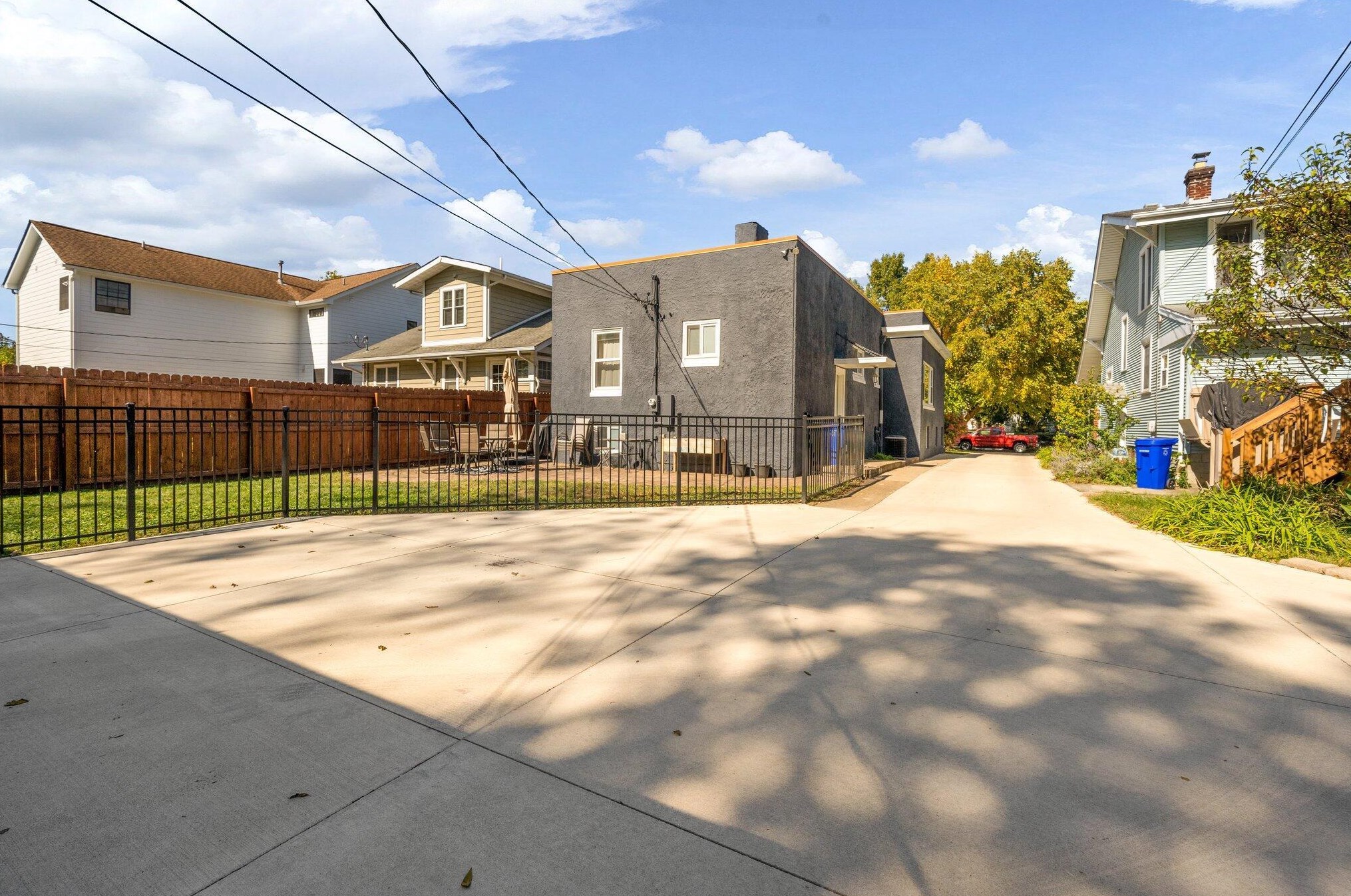 1323 Mulford Rd, Columbus OH 43212-3512 exterior