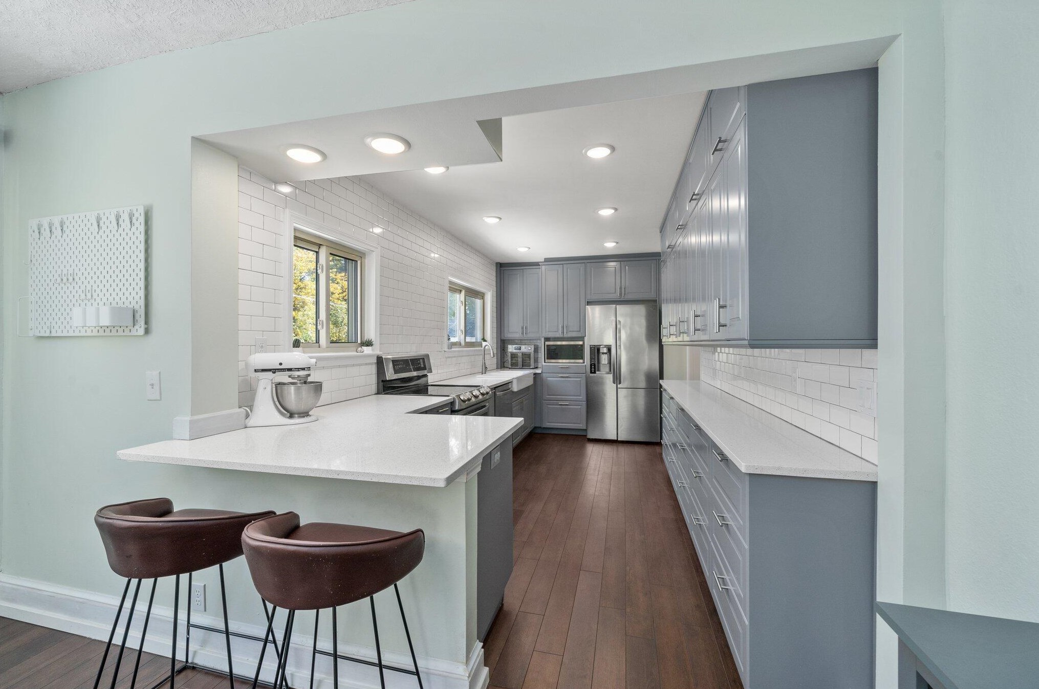 1323 Mulford Rd, Columbus OH 43212-3512 exterior