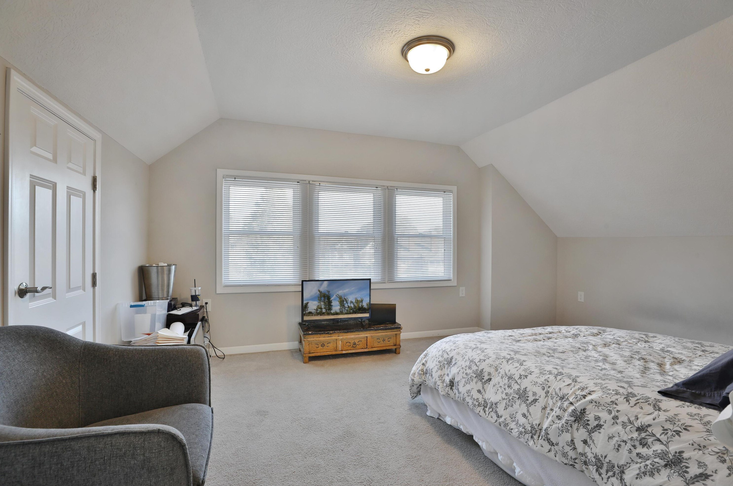 700 Wilson Ave, Columbus OH 43206-1646 exterior