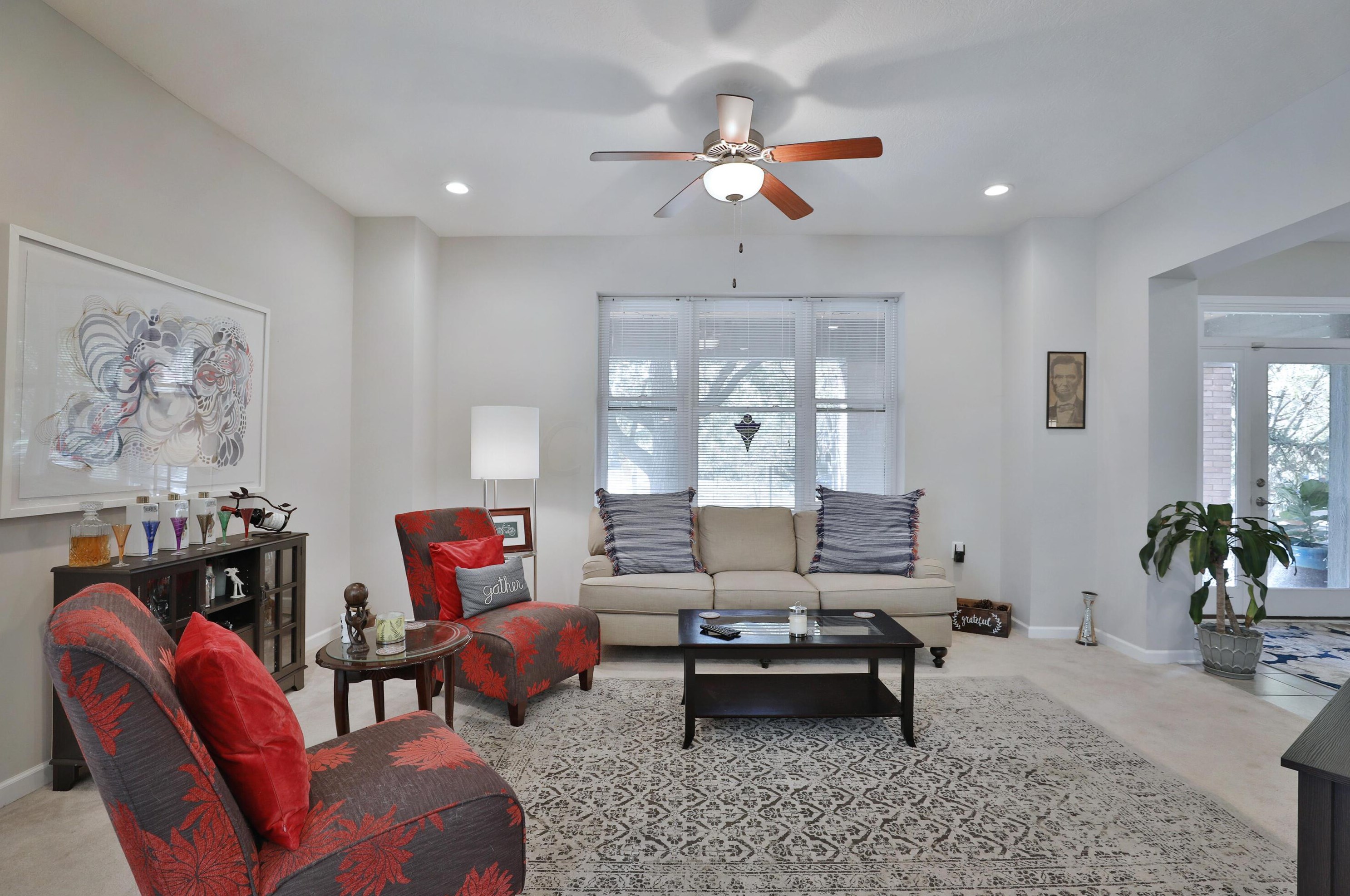 700 Wilson Ave, Columbus OH 43206-1646 exterior