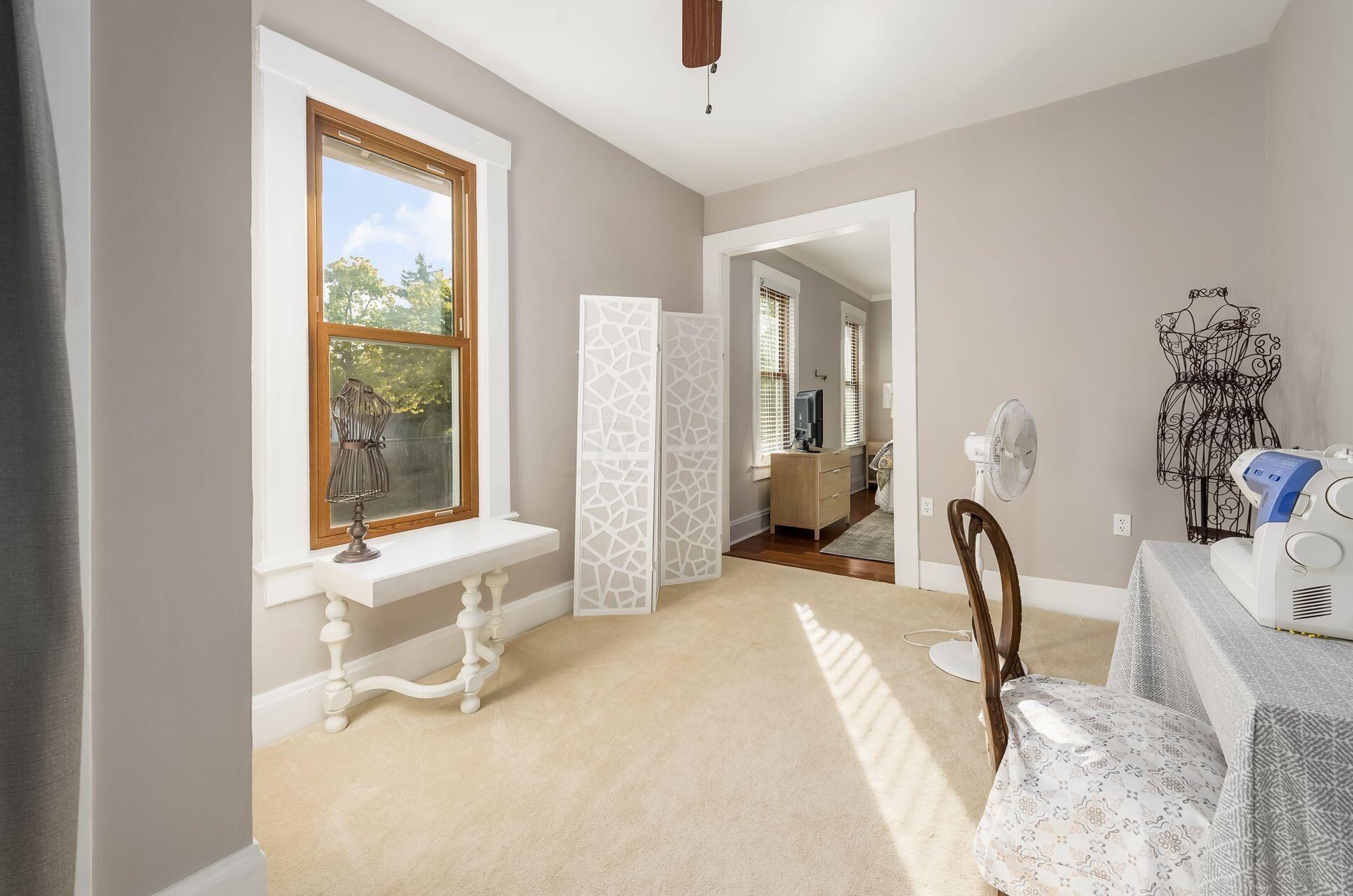 602 Collingwood Ave, Columbus OH 43213-1788 exterior