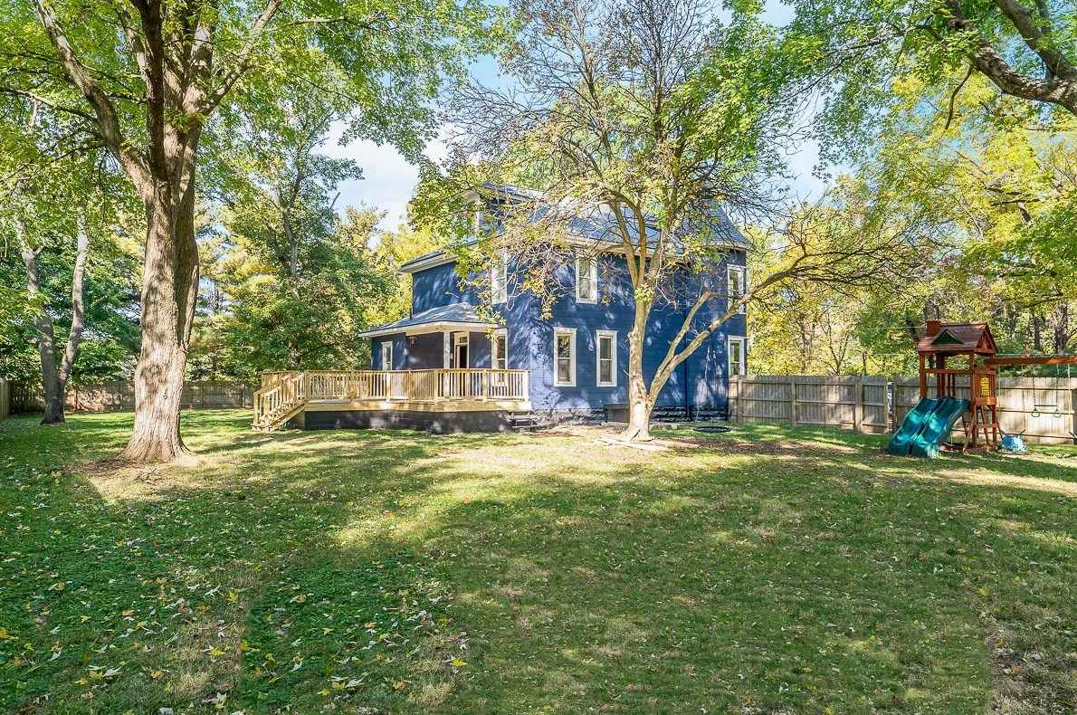 107 Price Rd, Columbus OH 43230-3303 exterior