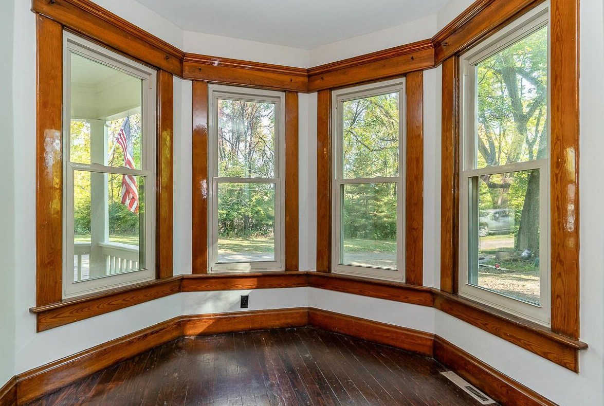 107 Price Rd, Columbus OH 43230-3303 exterior