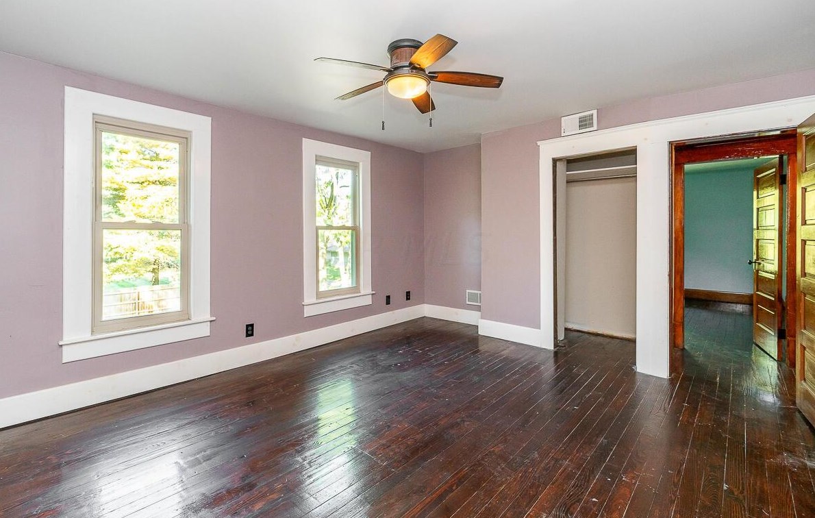 107 Price Rd, Columbus OH 43230-3303 exterior