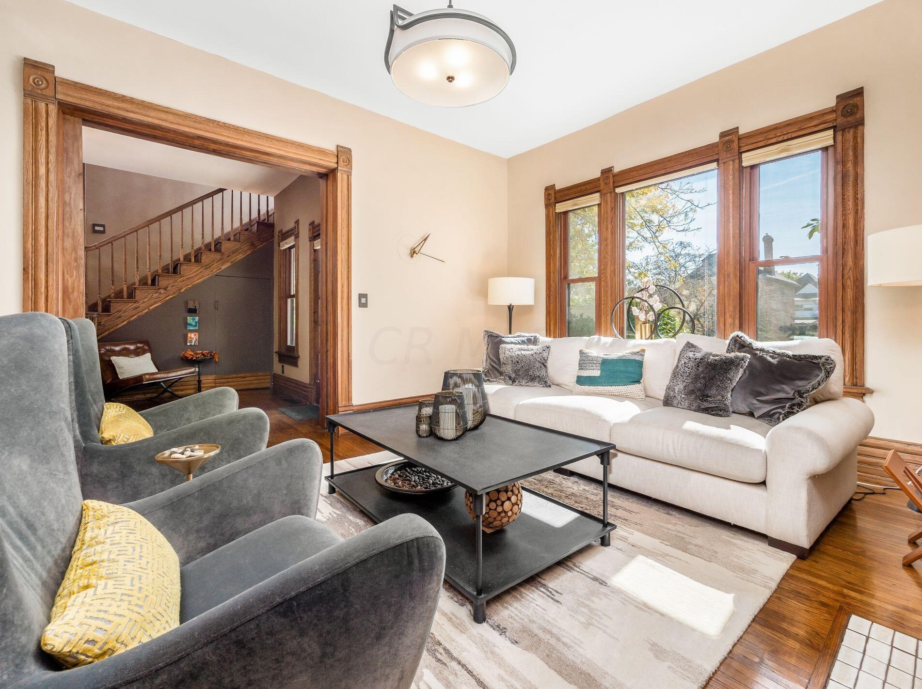 464 Vermont Pl, Columbus OH 43201-3130 exterior