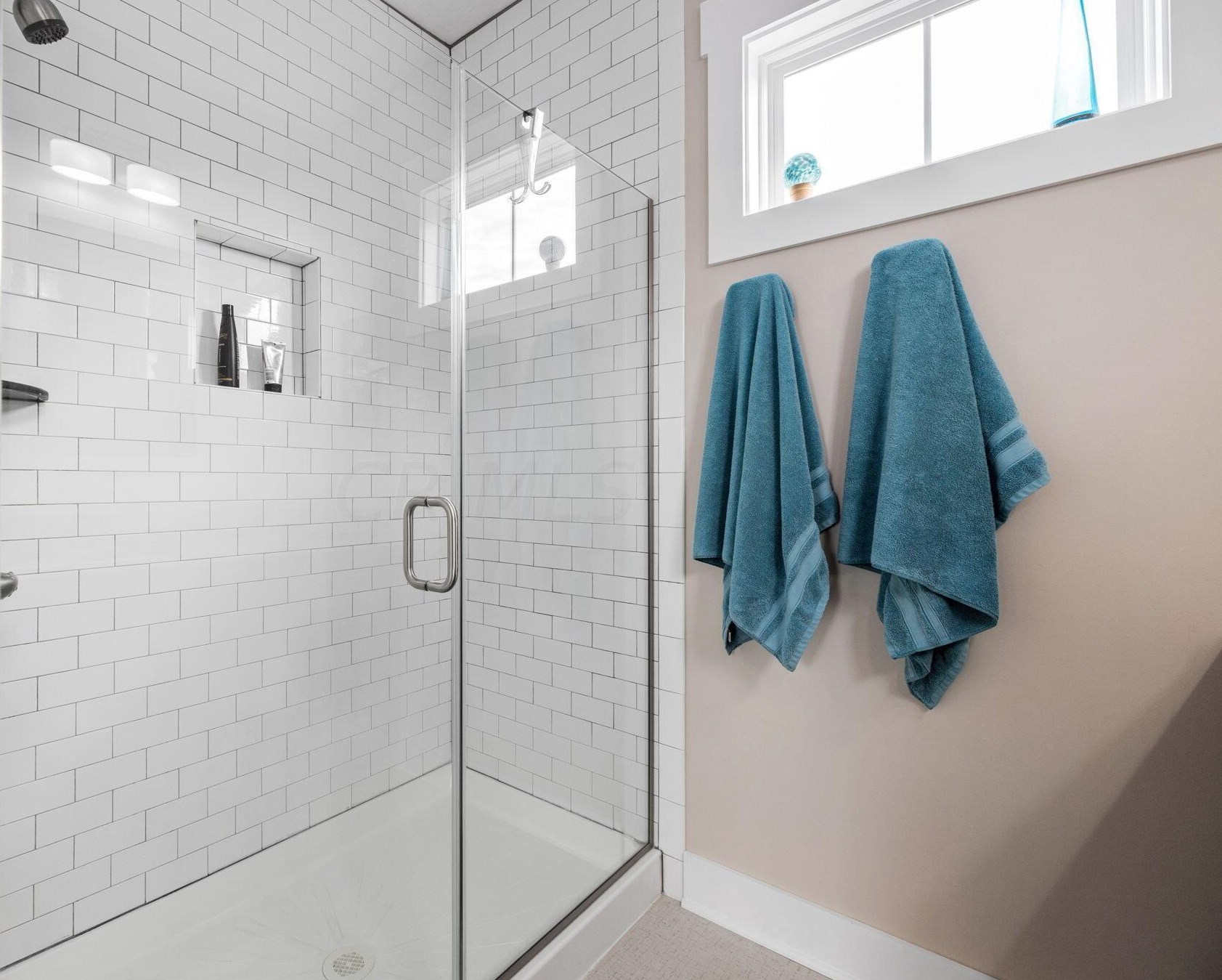 4185 Smith Pines Dr, Columbus OH 43230-4570 exterior