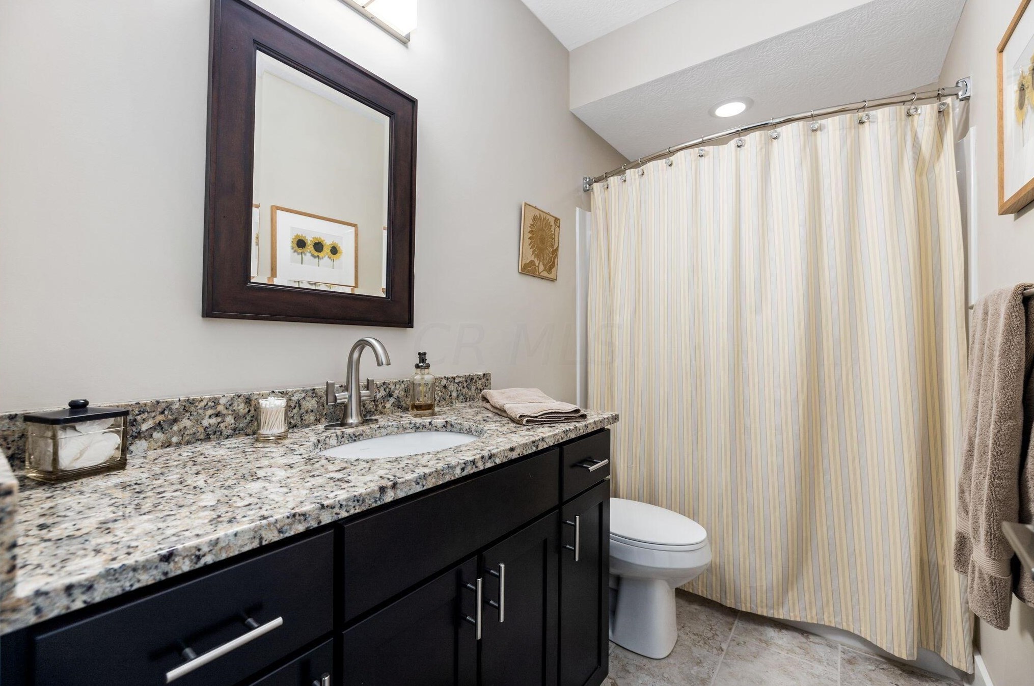 4185 Smith Pines Dr, Columbus OH 43230-4570 exterior