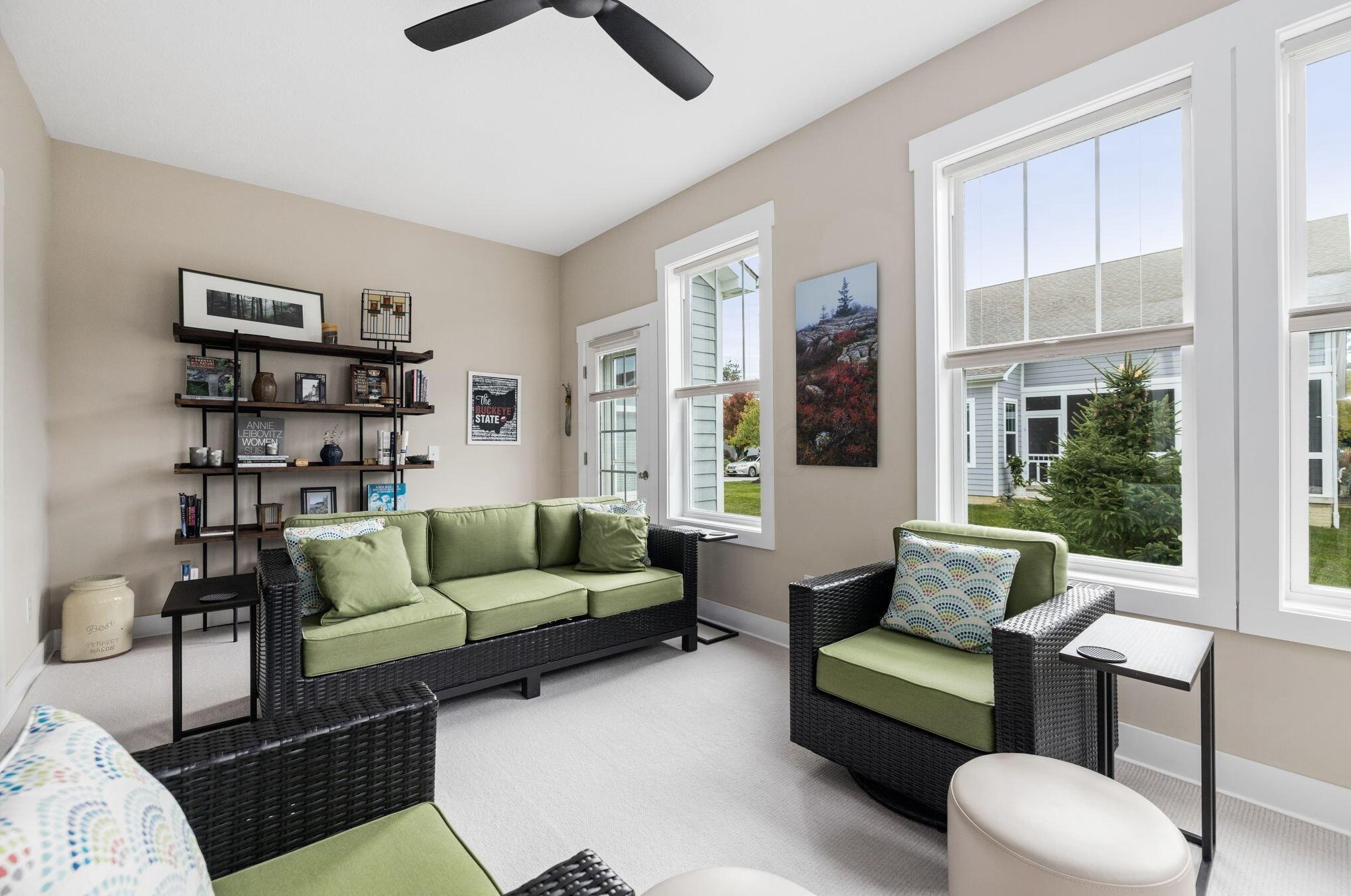 4185 Smith Pines Dr, Columbus OH 43230-4570 exterior