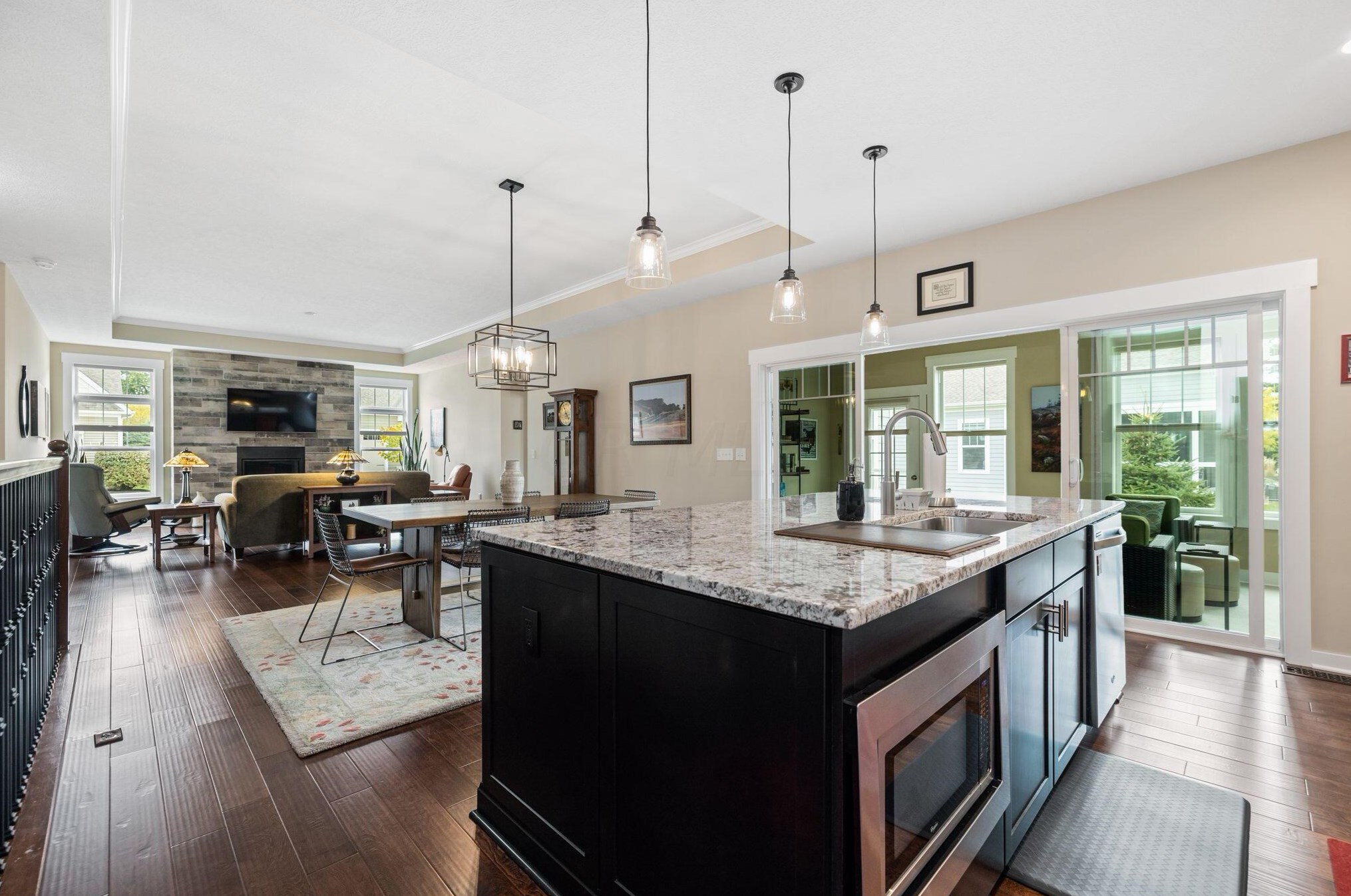 4185 Smith Pines Dr, Columbus OH 43230-4570 exterior