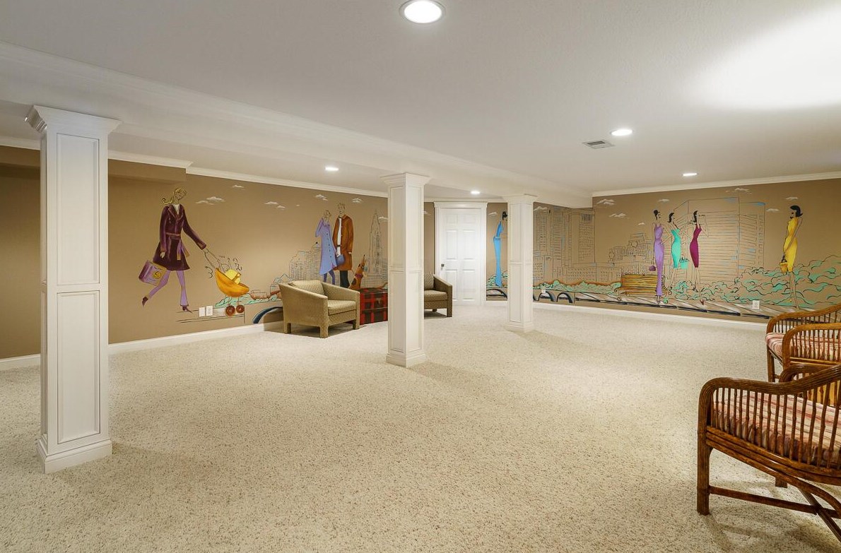 1620 Mccoy Rd, Columbus OH 43220-4408 exterior