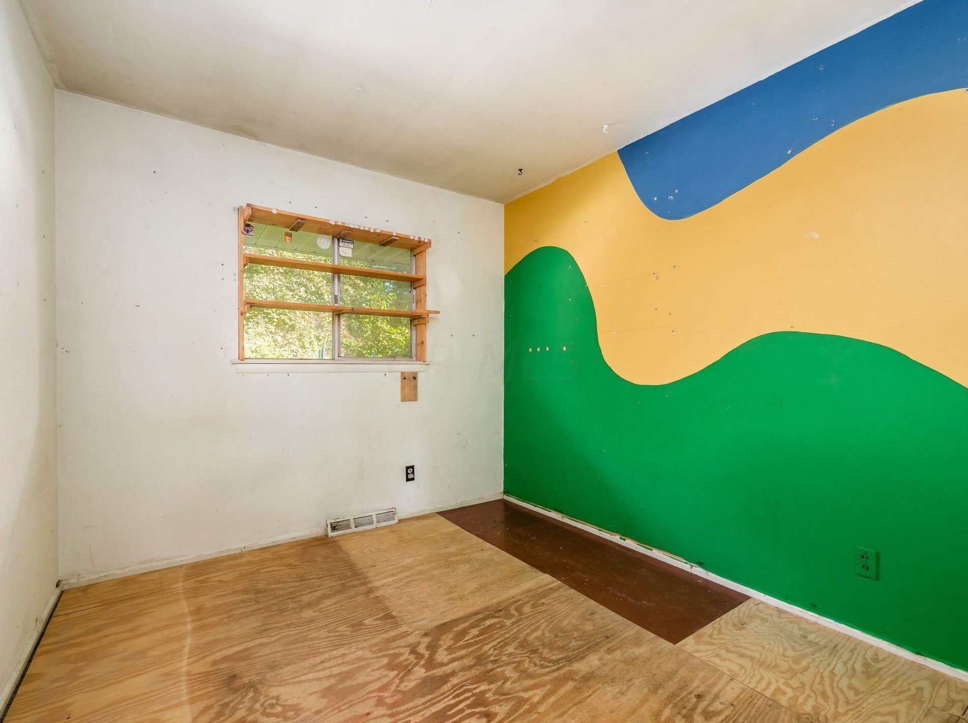 714 Stinchcomb Dr, Columbus OH 43202-1767 exterior