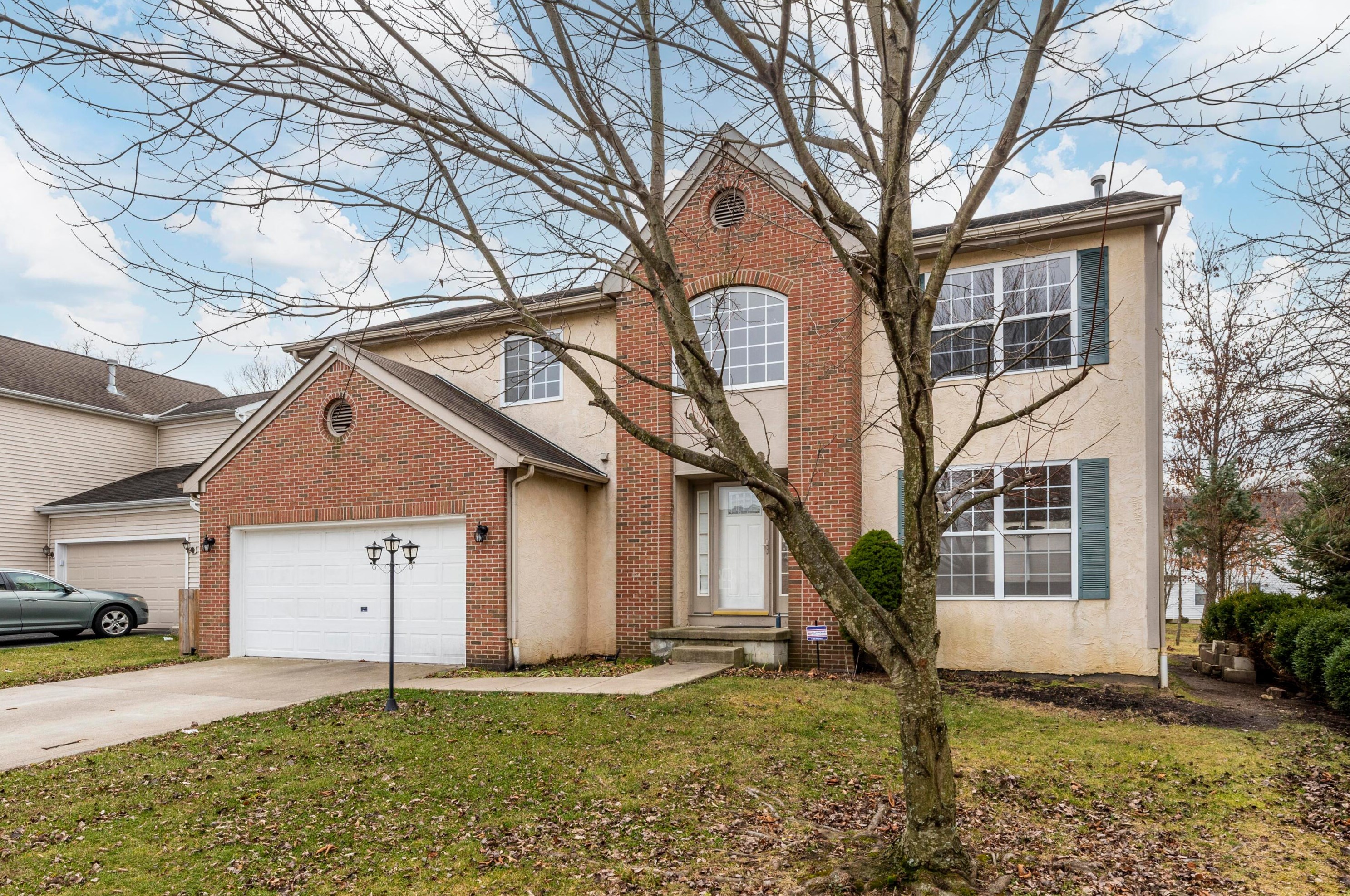 7937 Headwater Dr, Blacklick, OH 43004