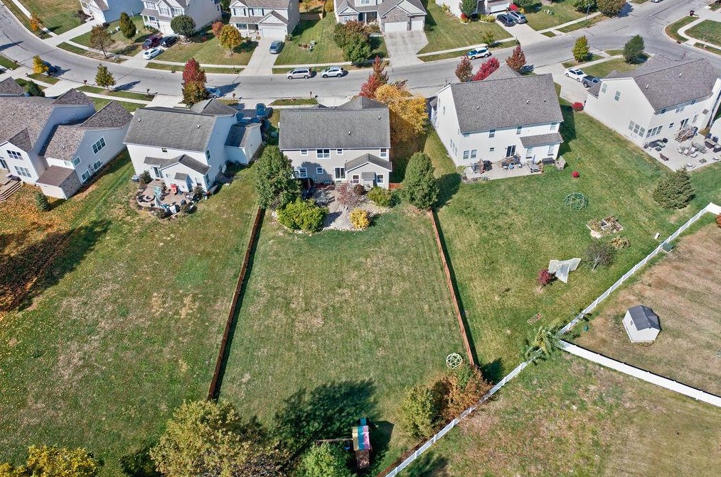 618 Preston Trl Dr, Pickerington OH 43147-2111 exterior