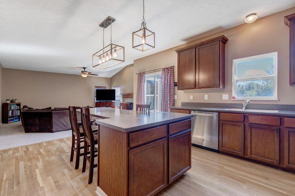 618 Preston Trl Dr, Pickerington OH 43147-2111 exterior