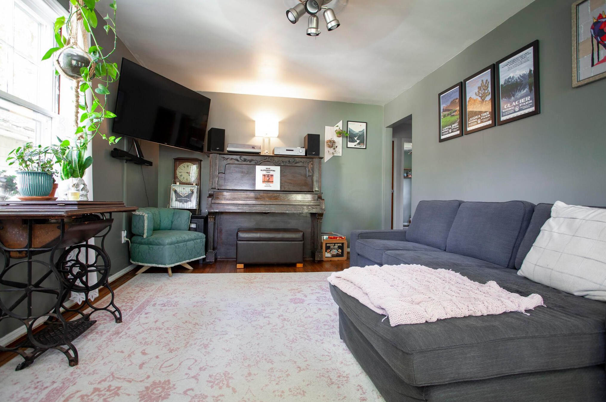 3026 Atwood Ter, Columbus OH 43224-4004 exterior