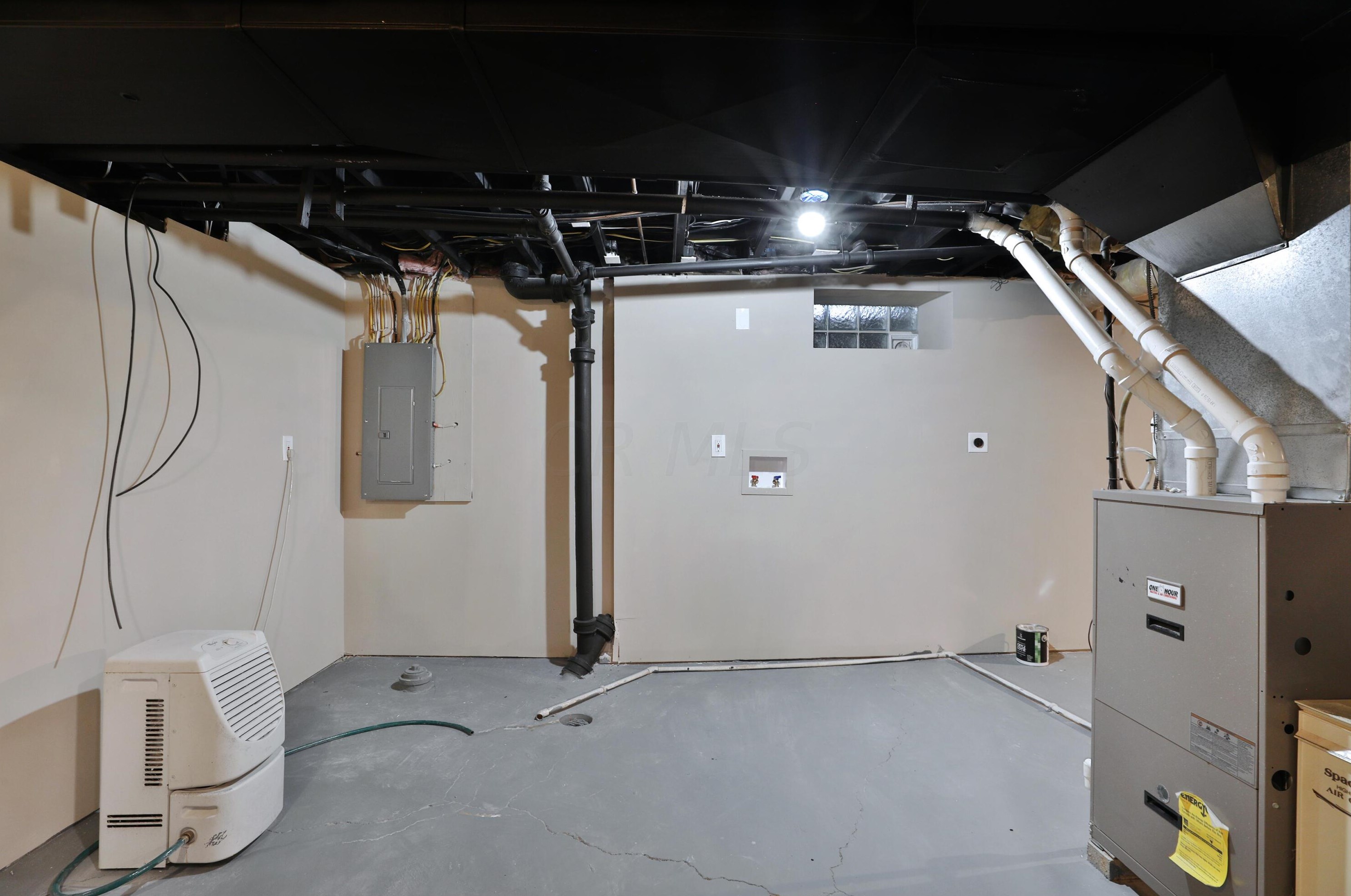 2277 Nayland Rd, Columbus OH  43220-4654 exterior