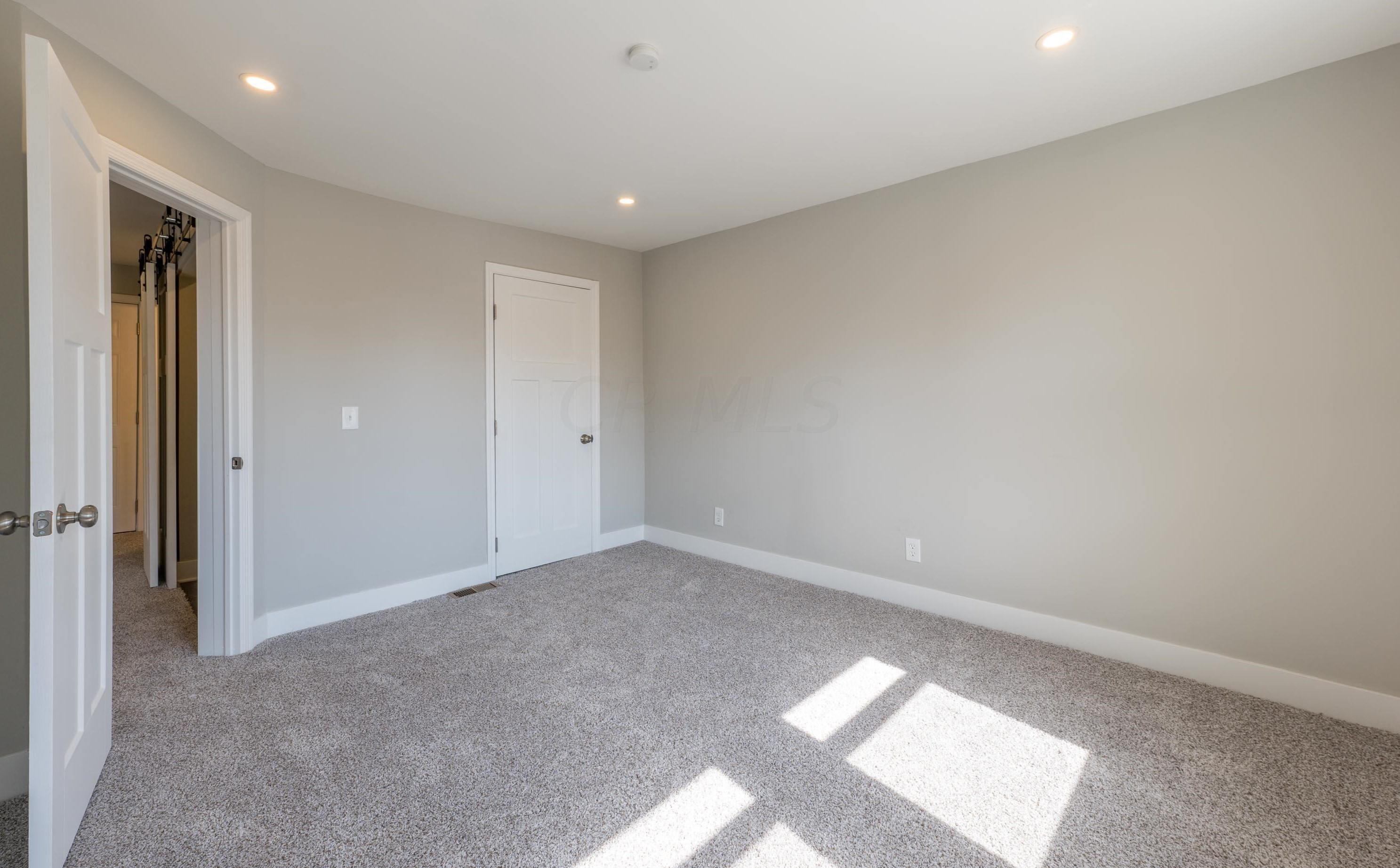 1930 Floral Ave, Columbus OH  43223-1245 exterior