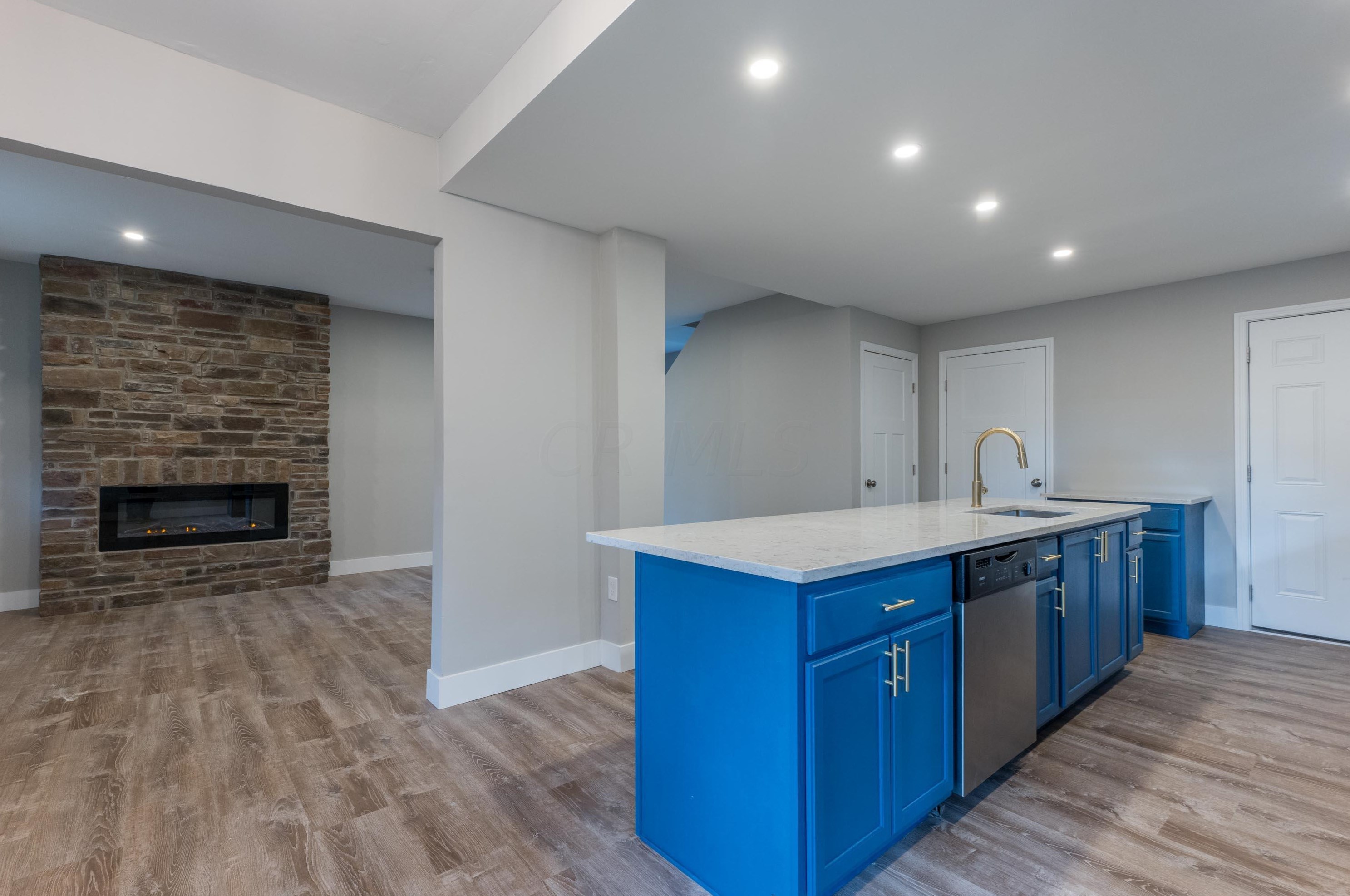 1930 Floral Ave, Columbus OH  43223-1245 exterior