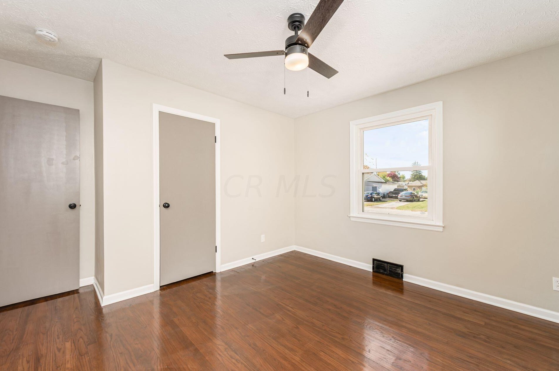 958 Erickson Ave, Columbus OH 43213-3026 exterior