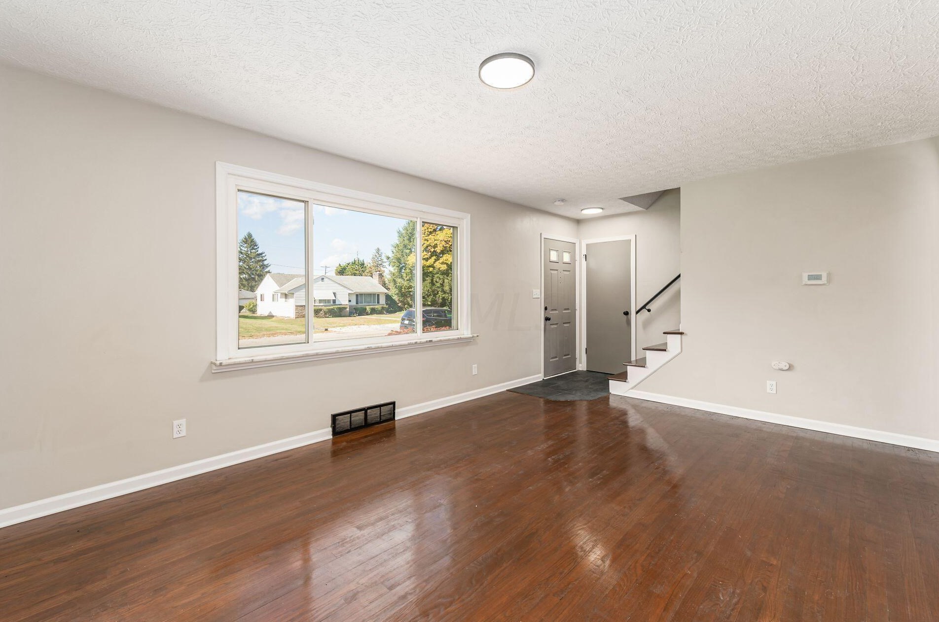 958 Erickson Ave, Columbus OH 43213-3026 exterior