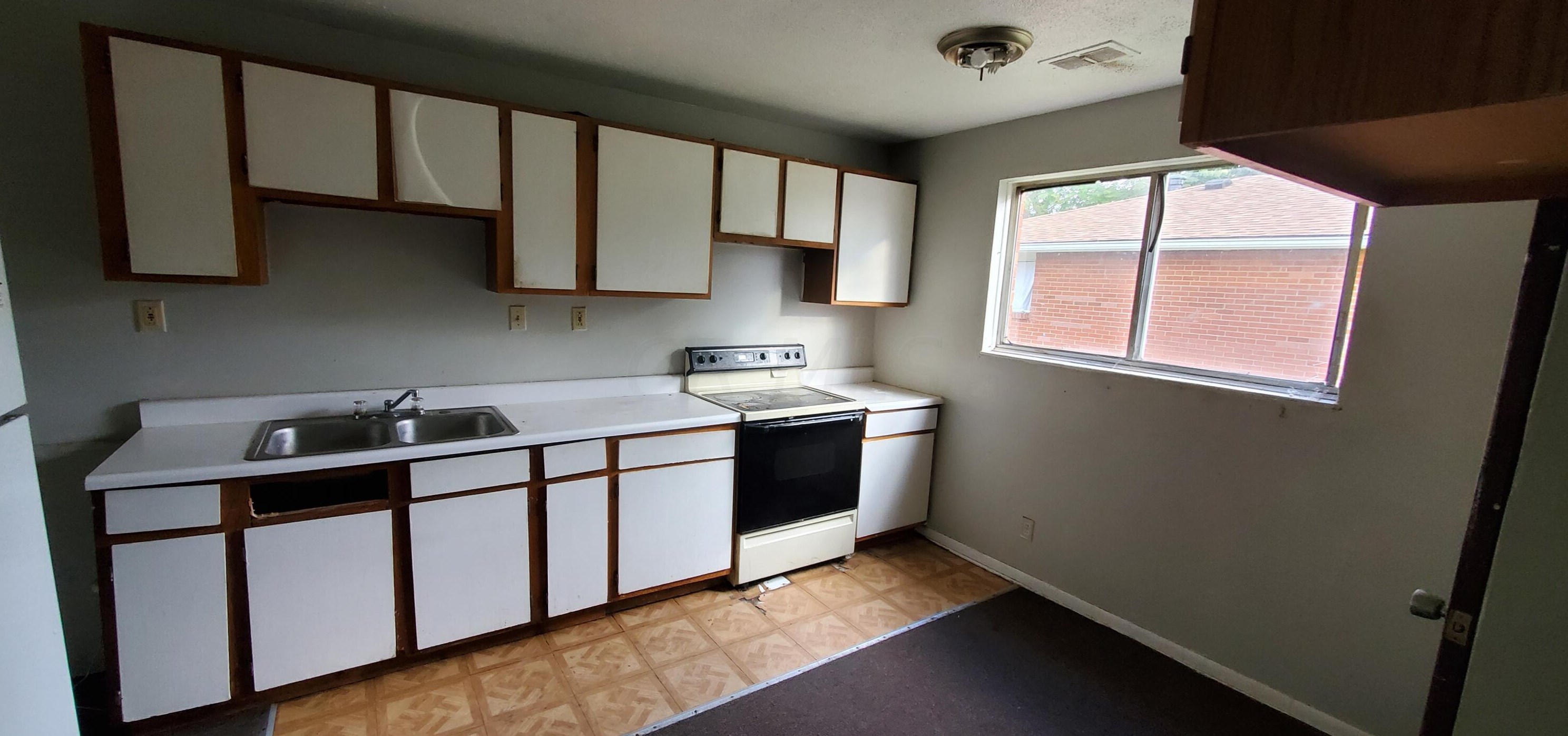 946 Mayfield Pl, Columbus OH 43209-2342 exterior