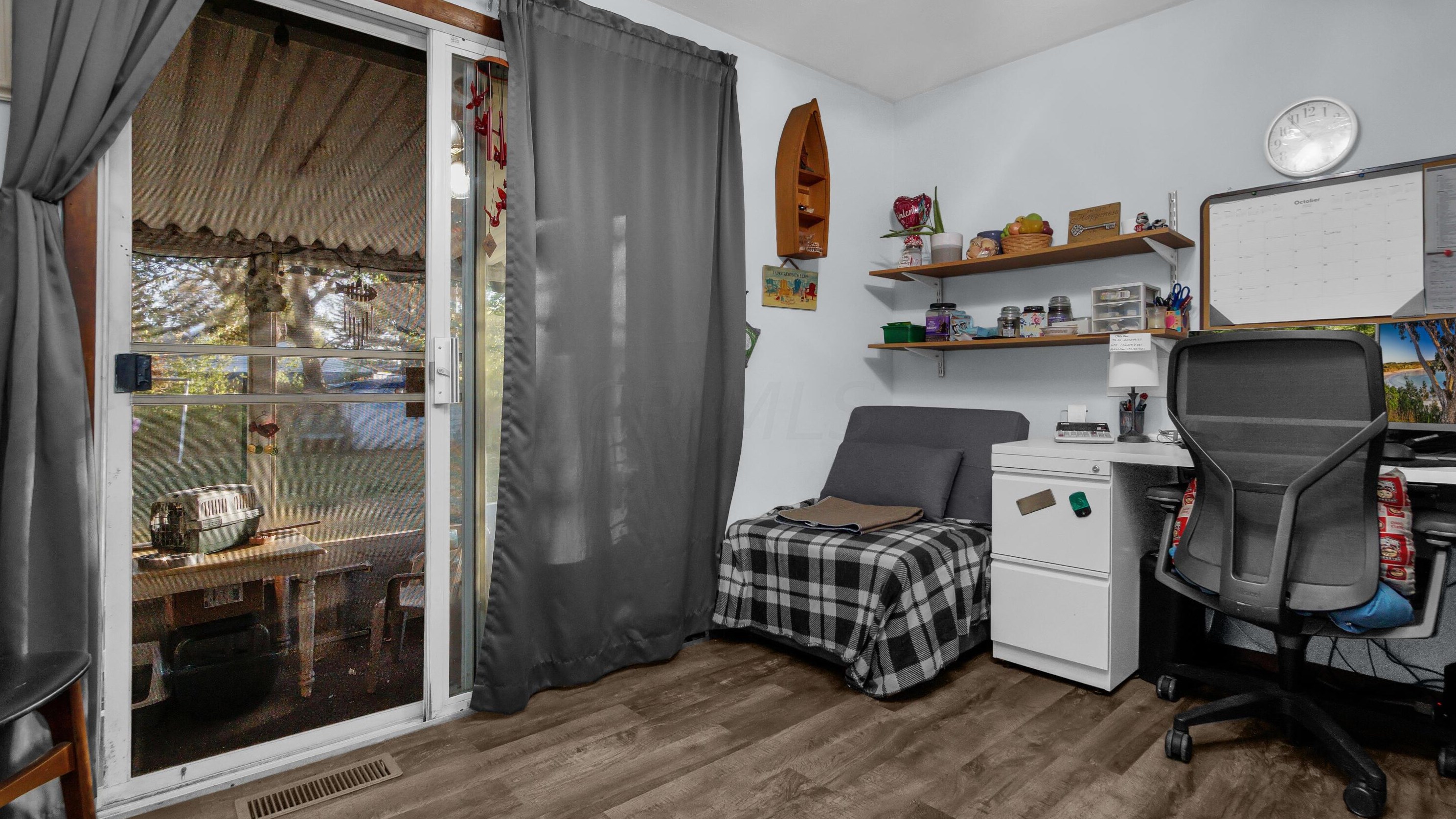 1483 Cranwood Dr, Columbus OH 43229-2153 exterior