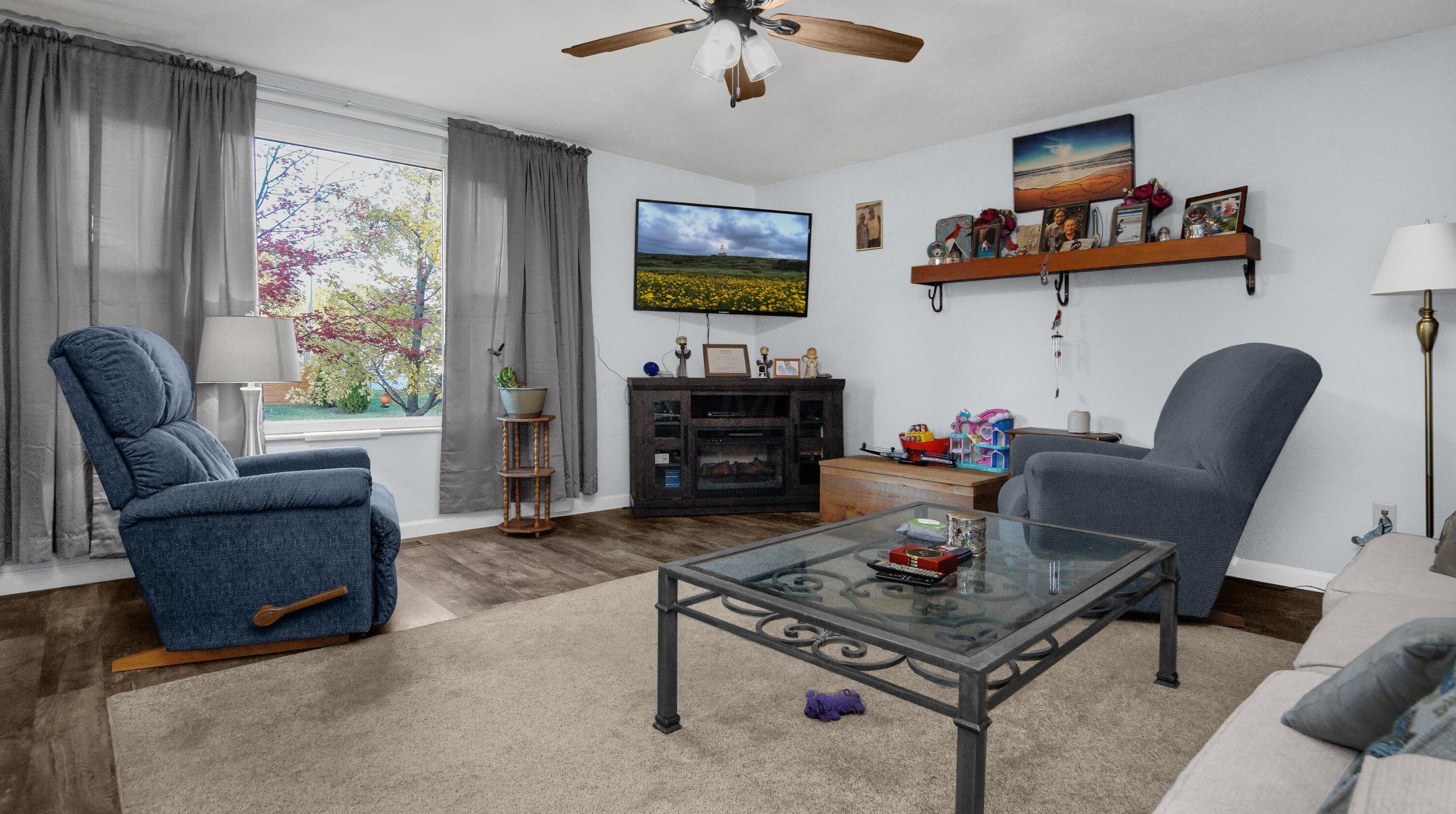 1483 Cranwood Dr, Columbus OH 43229-2153 exterior