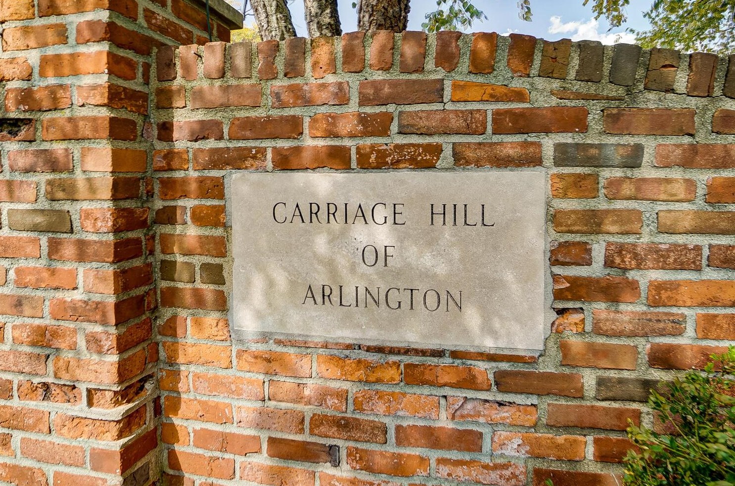 1516 Lafayette Dr, Columbus OH  43220-6804 exterior