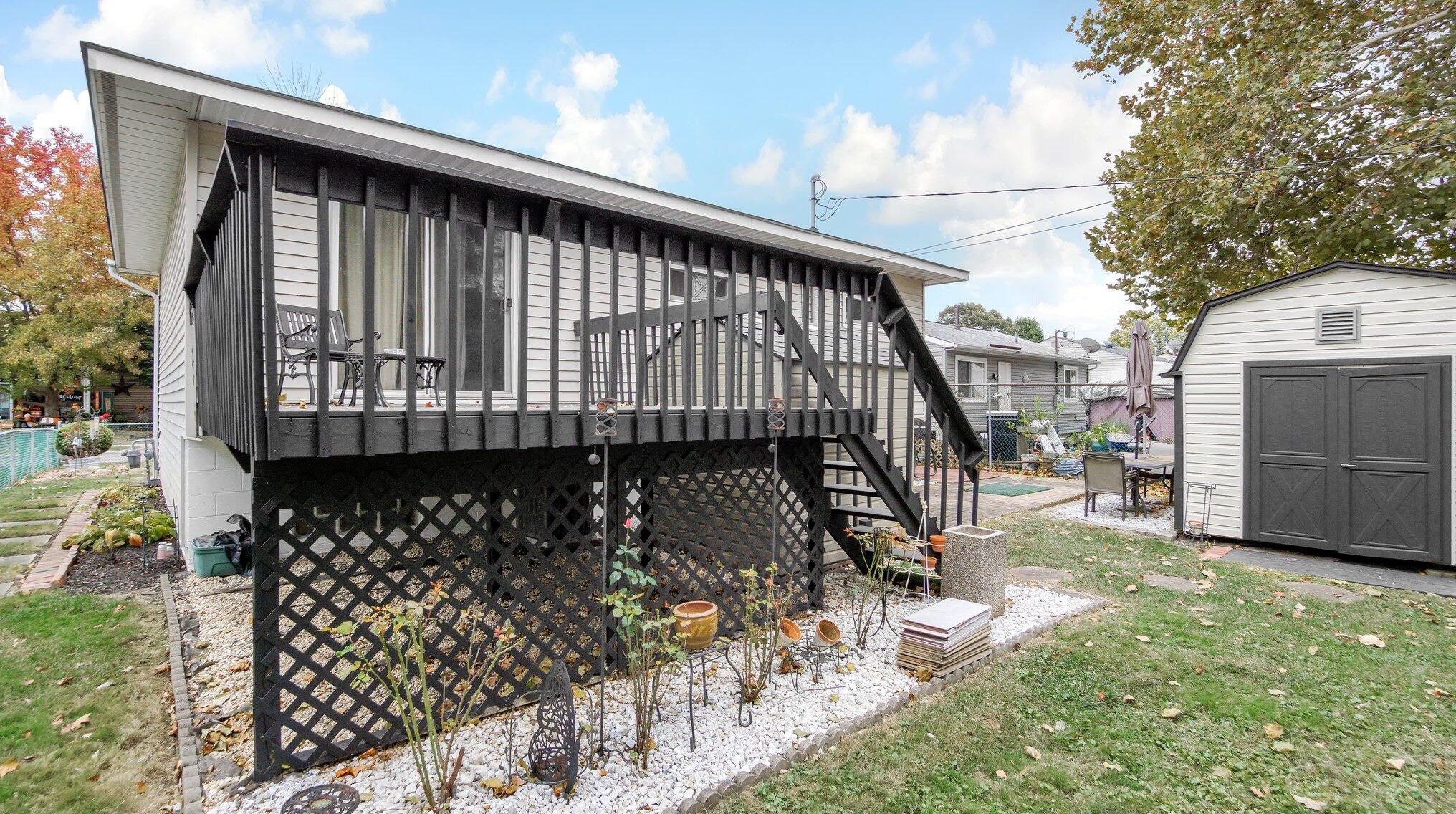 3949 Hillman Rd, Columbus OH 43207-4170 exterior