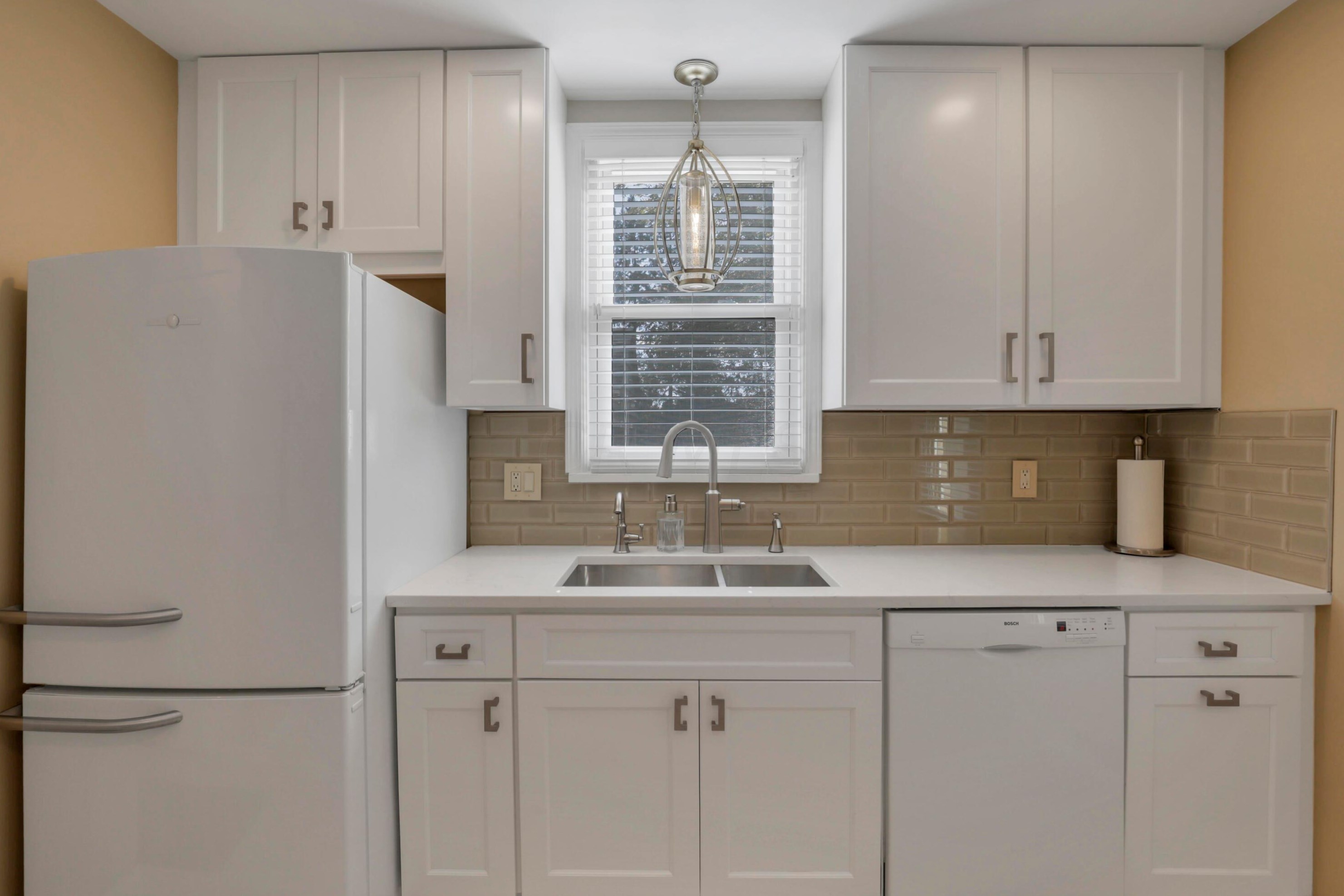 23 Weisheimer Rd, Columbus OH 43214-2145 exterior