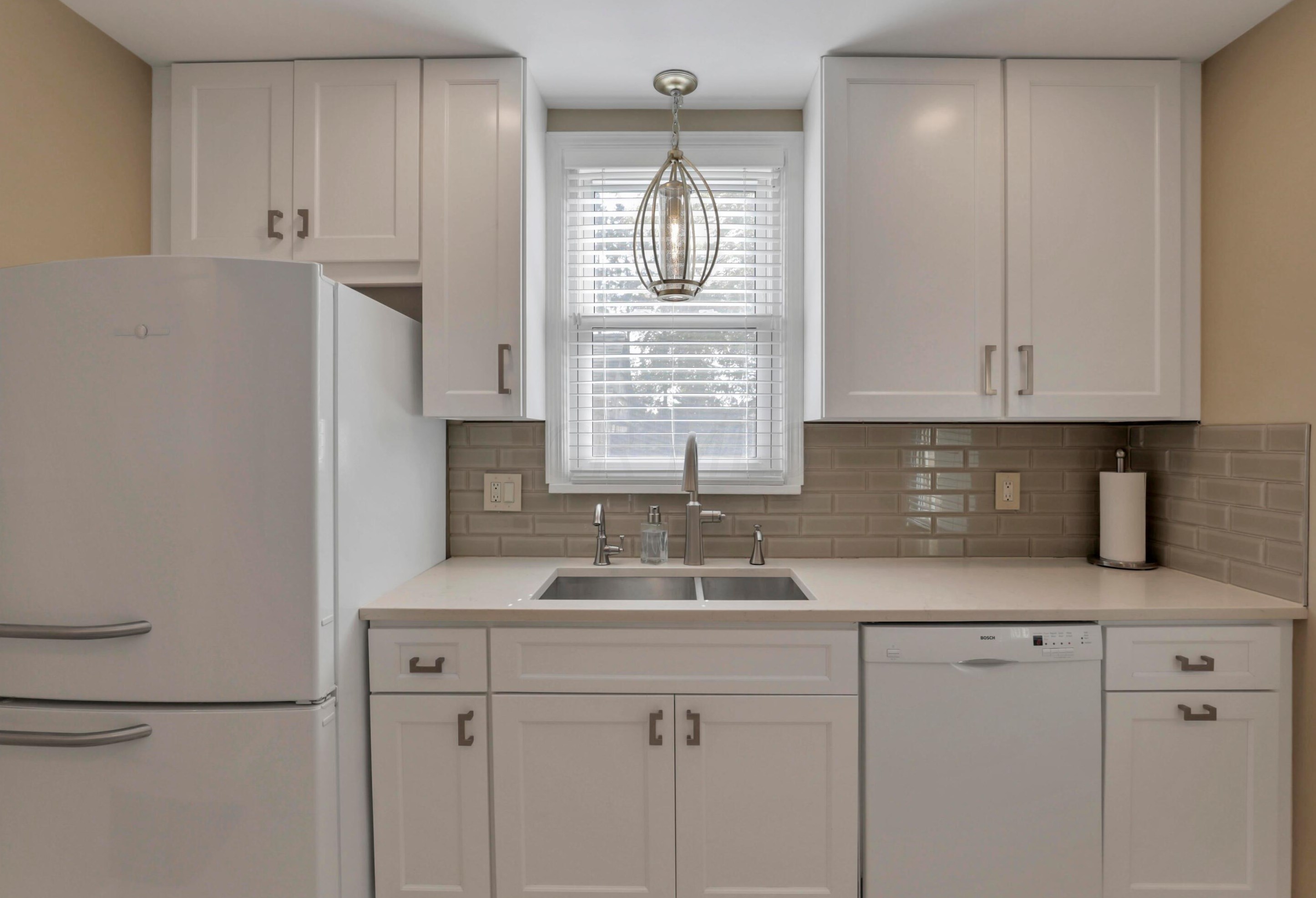 23 Weisheimer Rd, Columbus OH 43214-2145 exterior