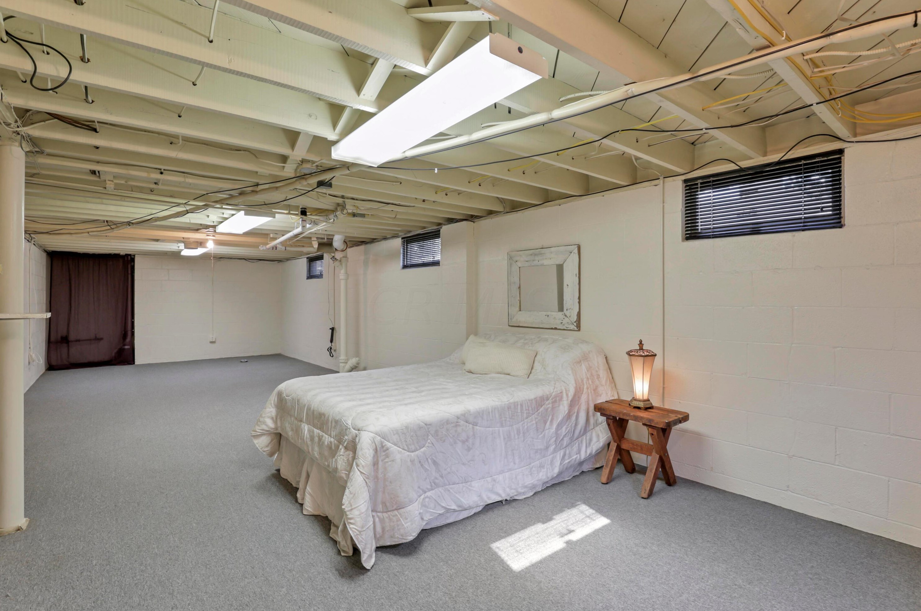 23 Weisheimer Rd, Columbus OH 43214-2145 exterior