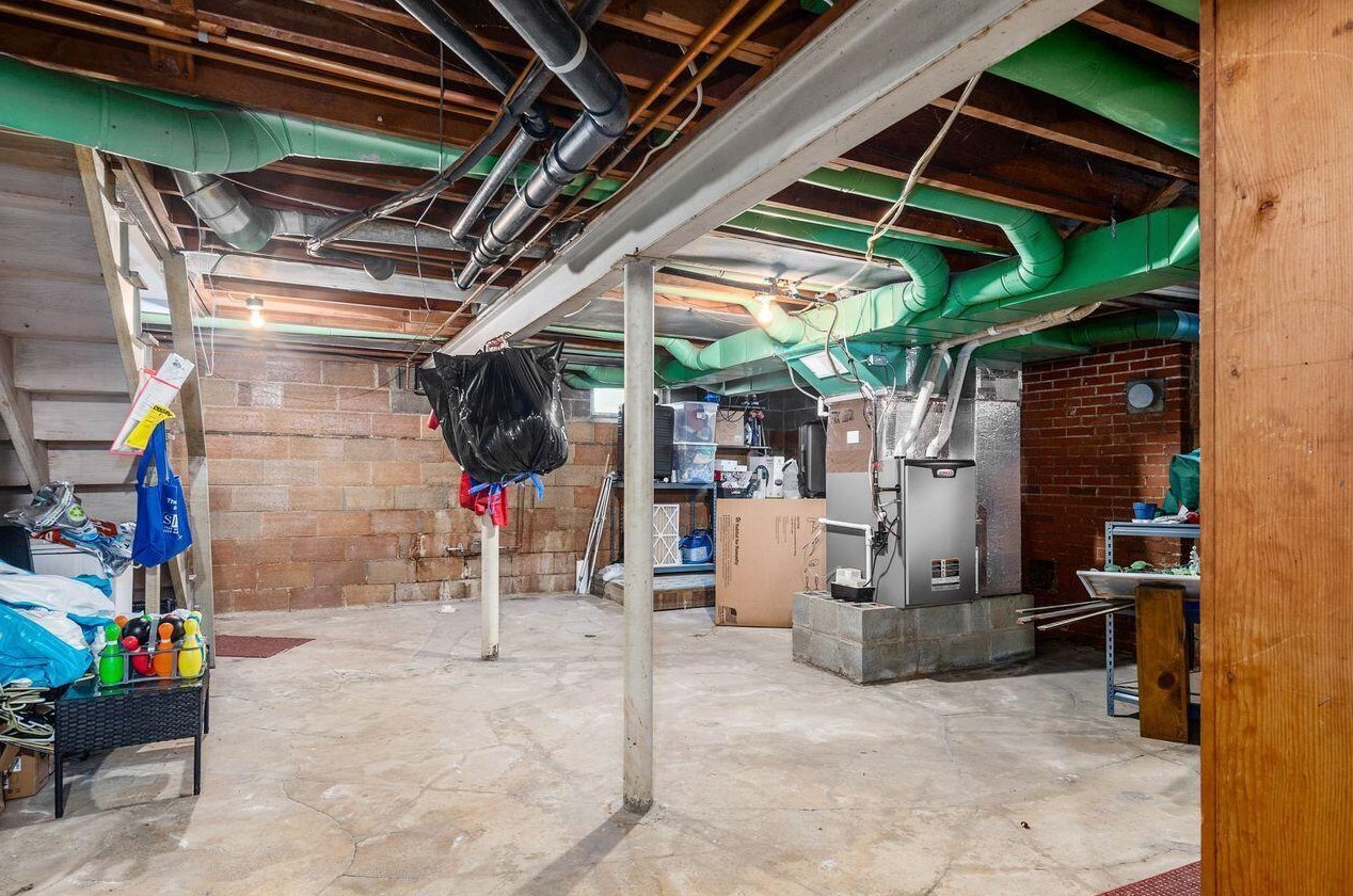 417 Lake St, Lancaster OH 43130-2660 exterior