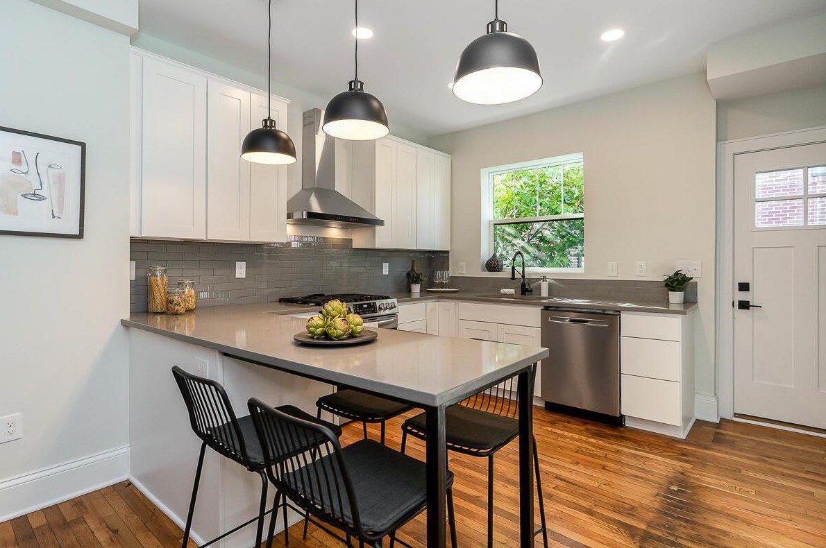 389 2 Ave, Columbus OH 43201-3781 exterior