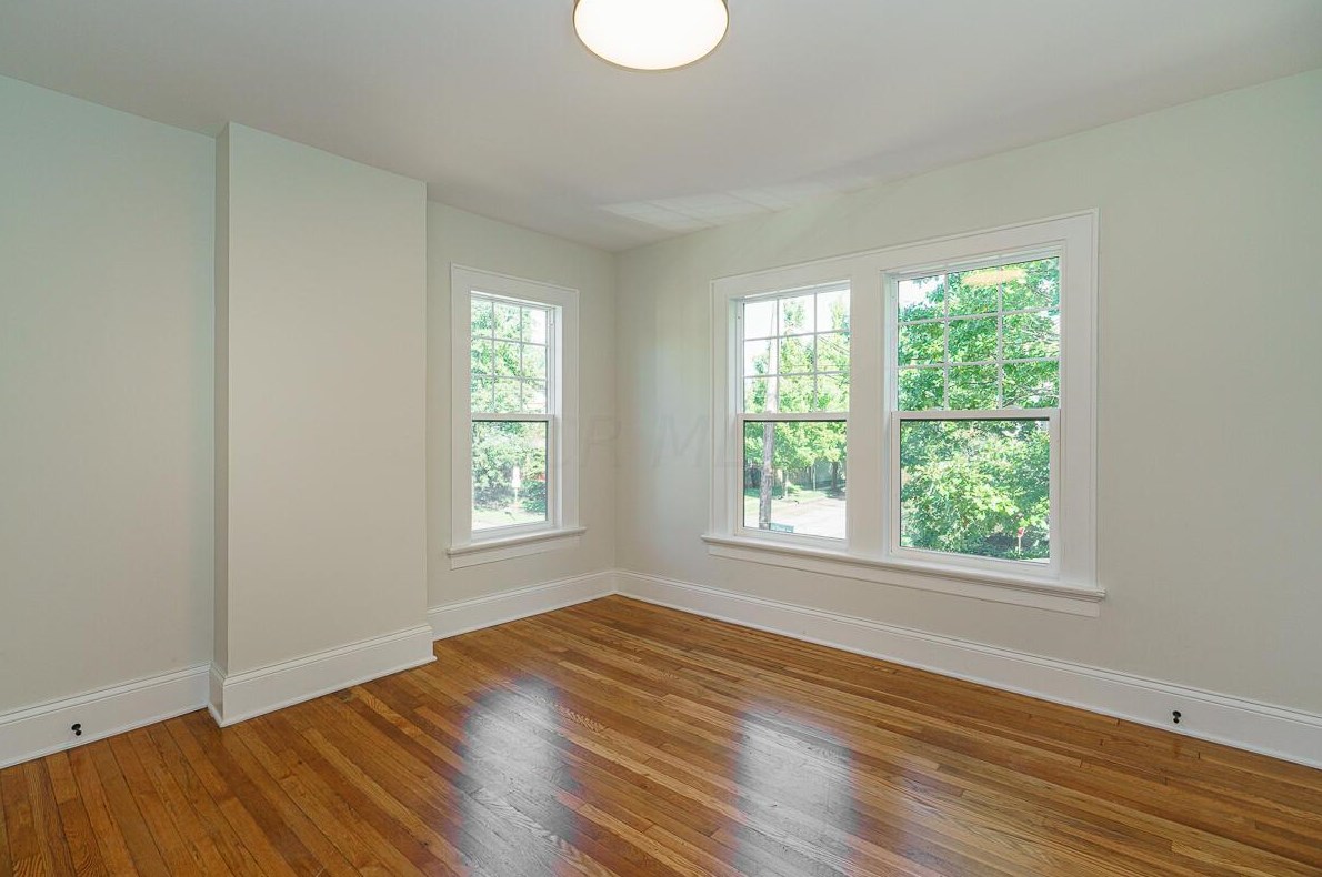 385 2 Ave, Columbus OH 43201-3653 exterior