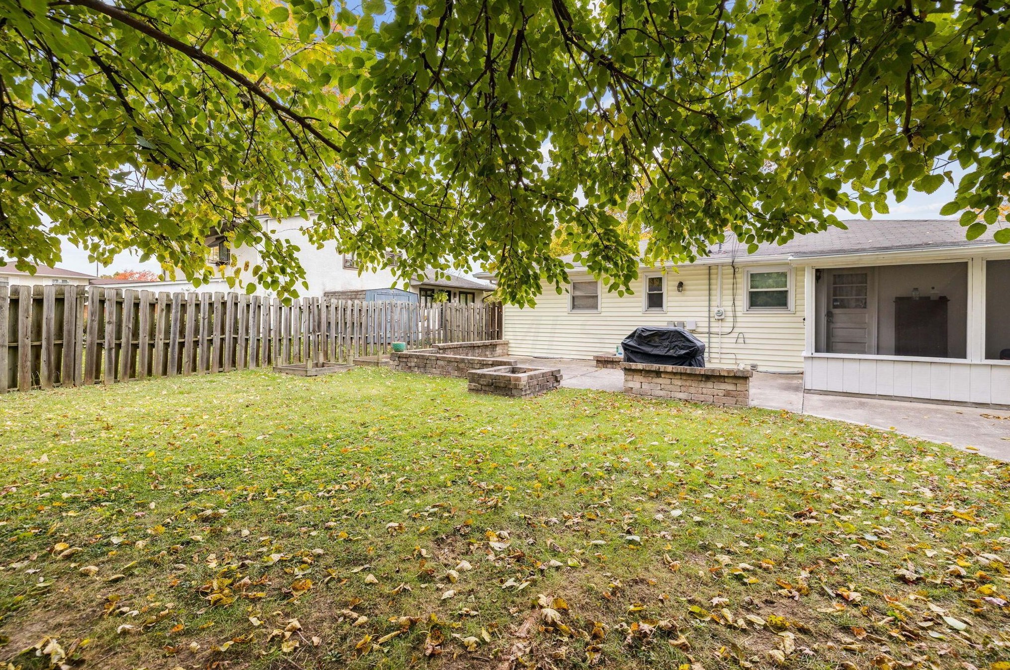 1411 Pershing Dr, Columbus OH 43224-1135 exterior