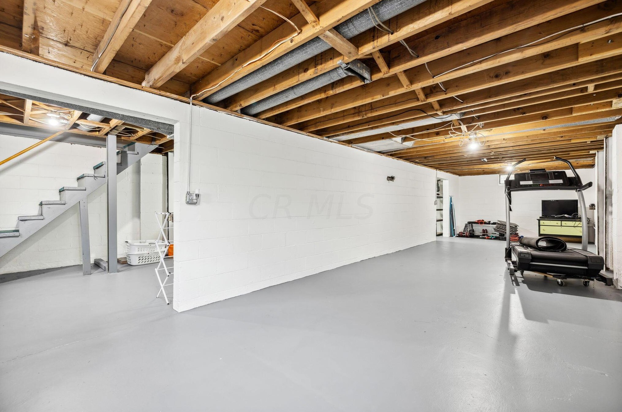 1411 Pershing Dr, Columbus OH 43224-1135 exterior