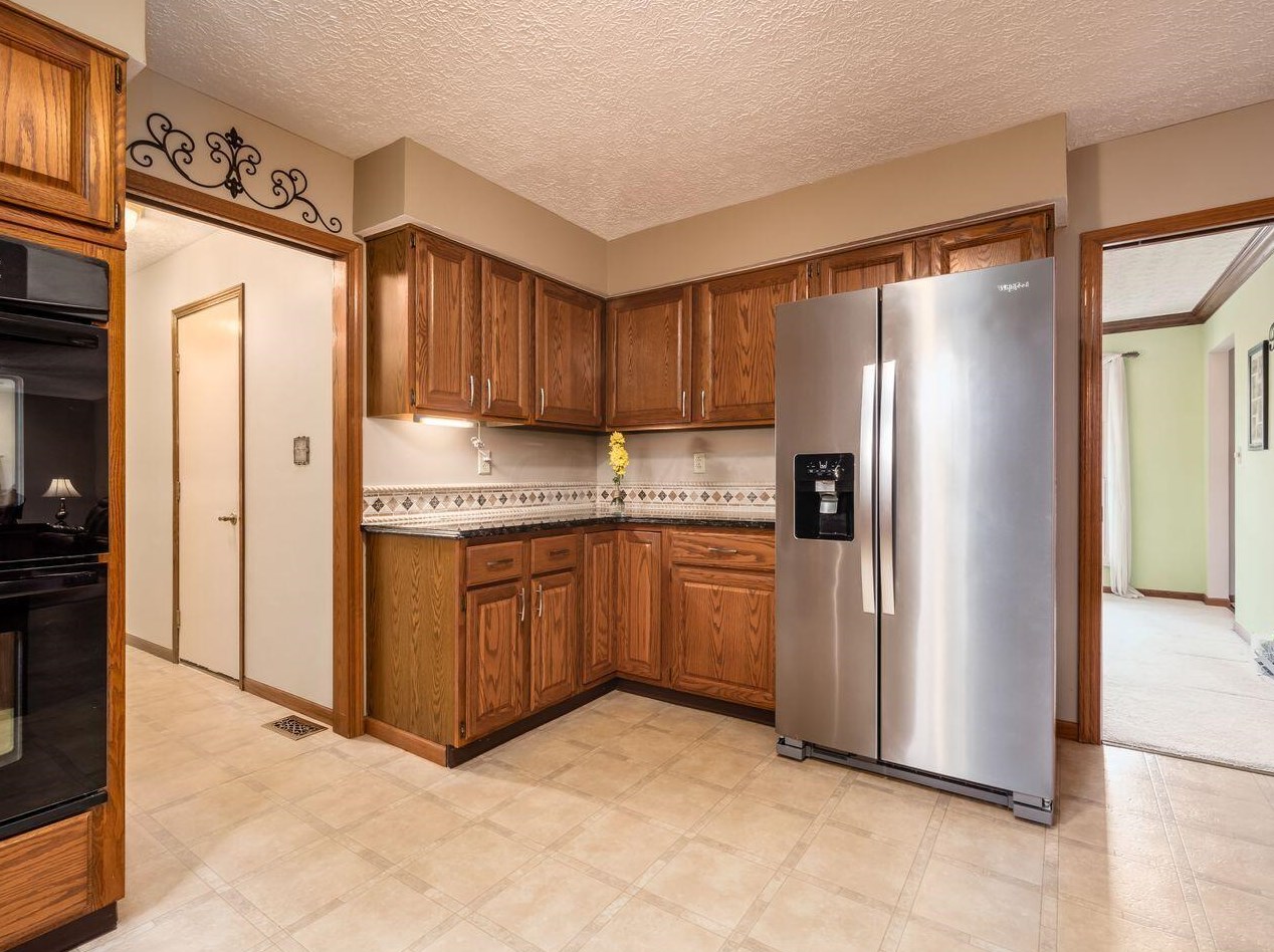 3924 Pinto Ct, Columbus OH 43221-5718 exterior