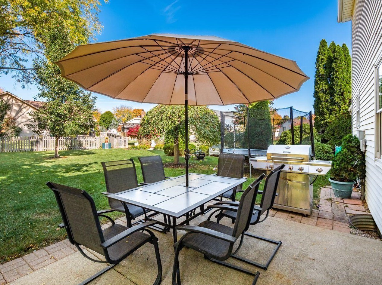 3924 Pinto Ct, Columbus OH 43221-5718 exterior