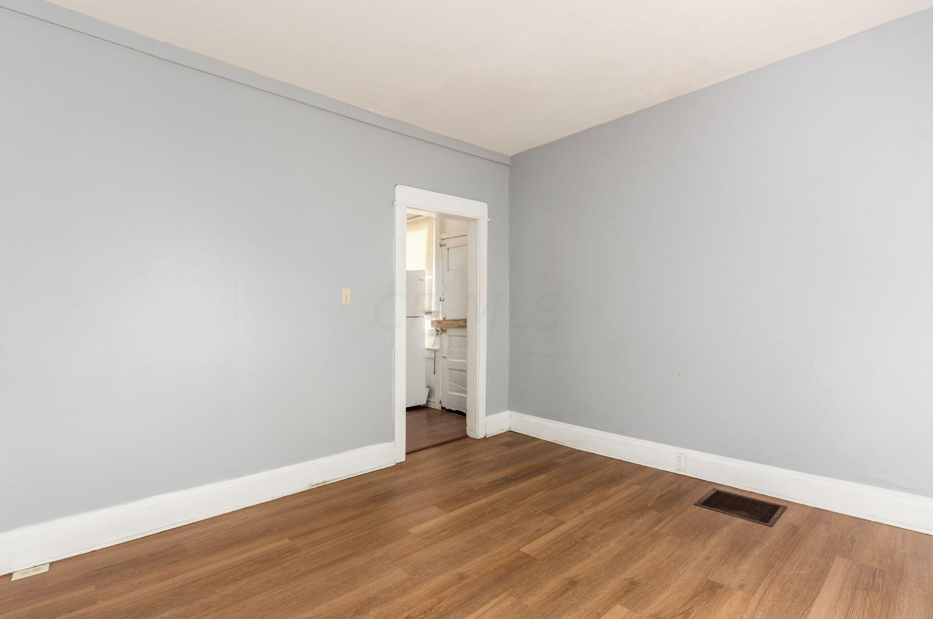 341 18 Ave, Columbus OH 43201-1792 exterior