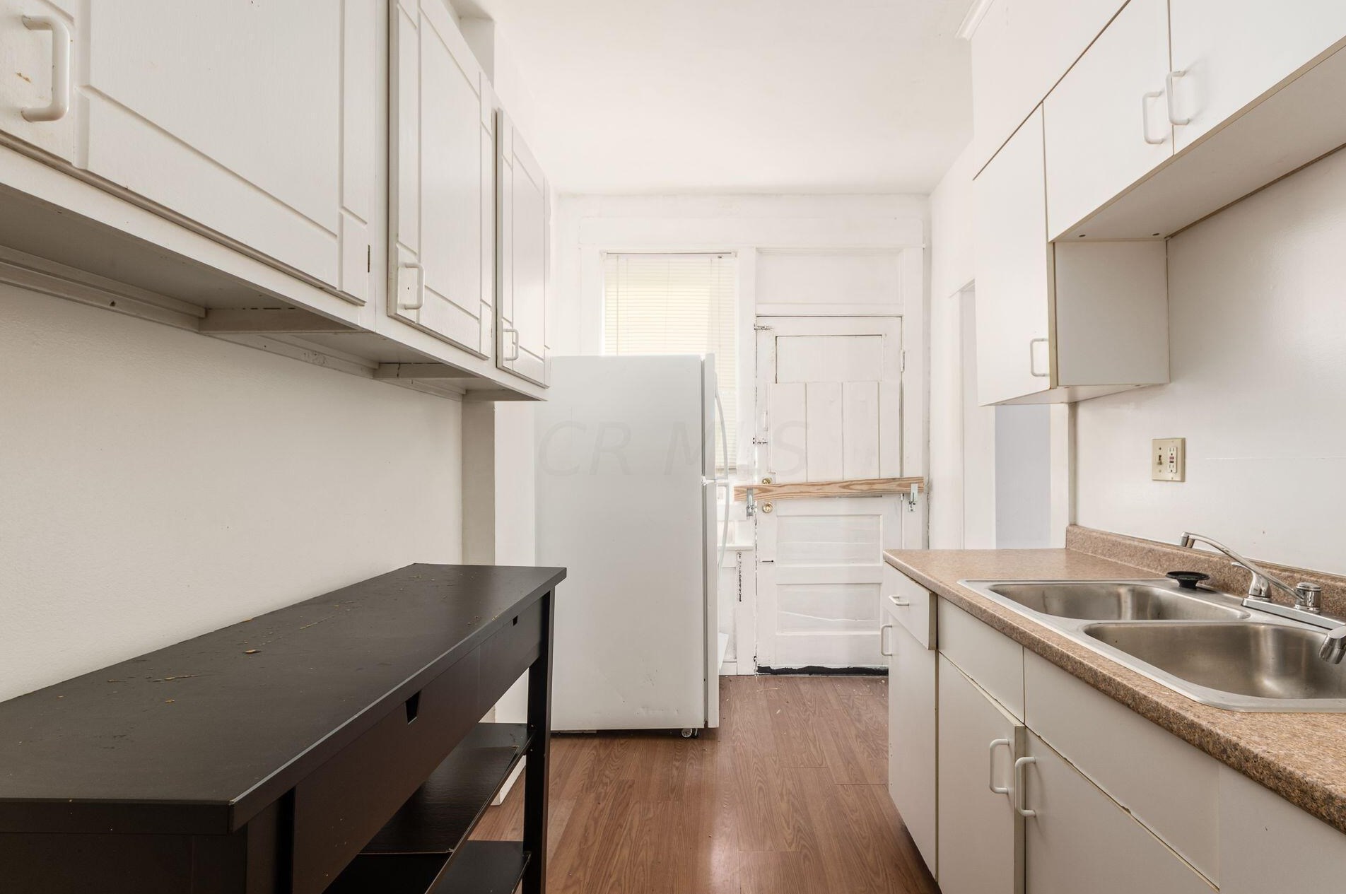 341 18 Ave, Columbus OH 43201-1792 exterior