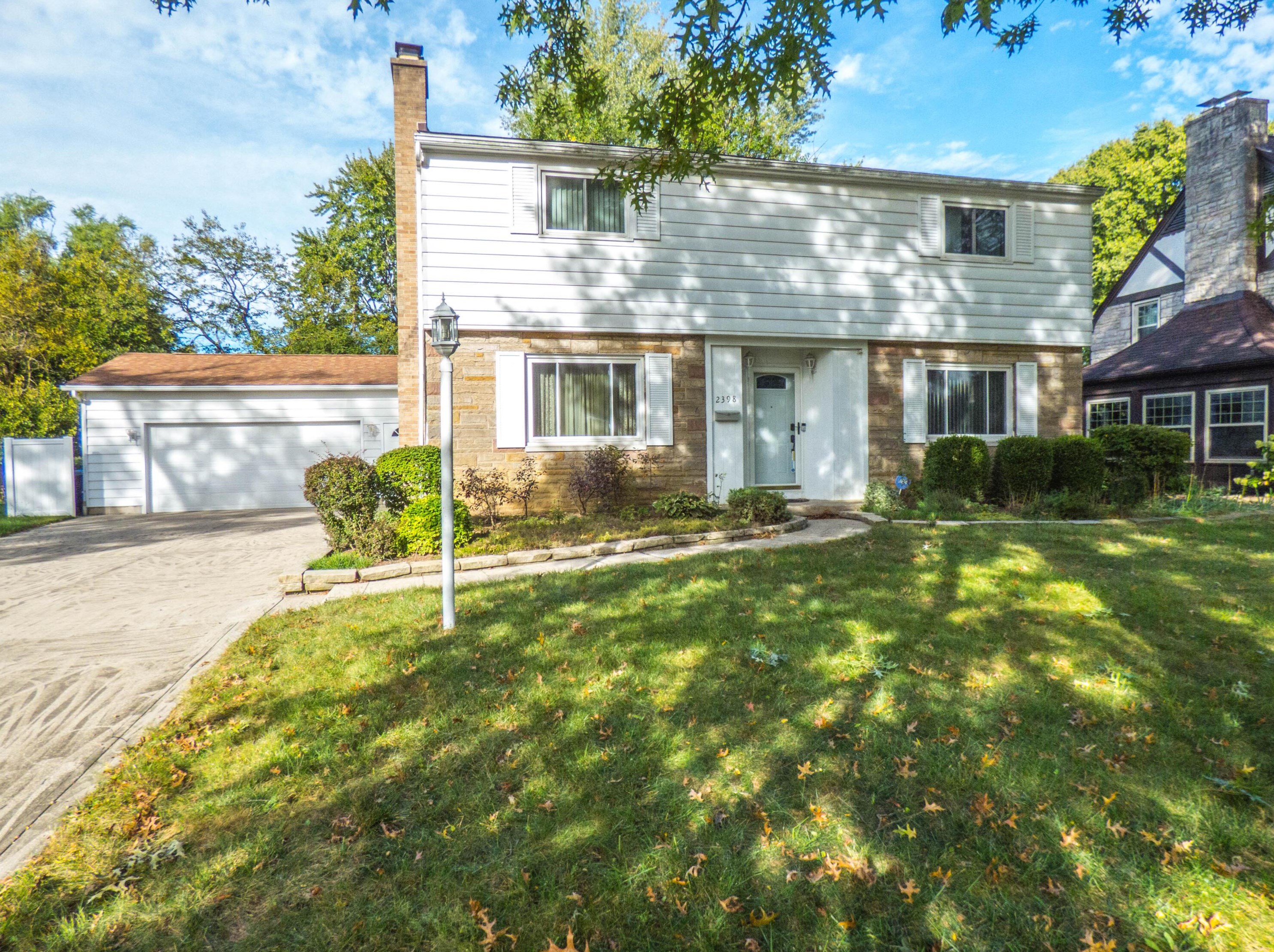 2398 Berwick Blvd, Columbus OH  43209-2806 exterior